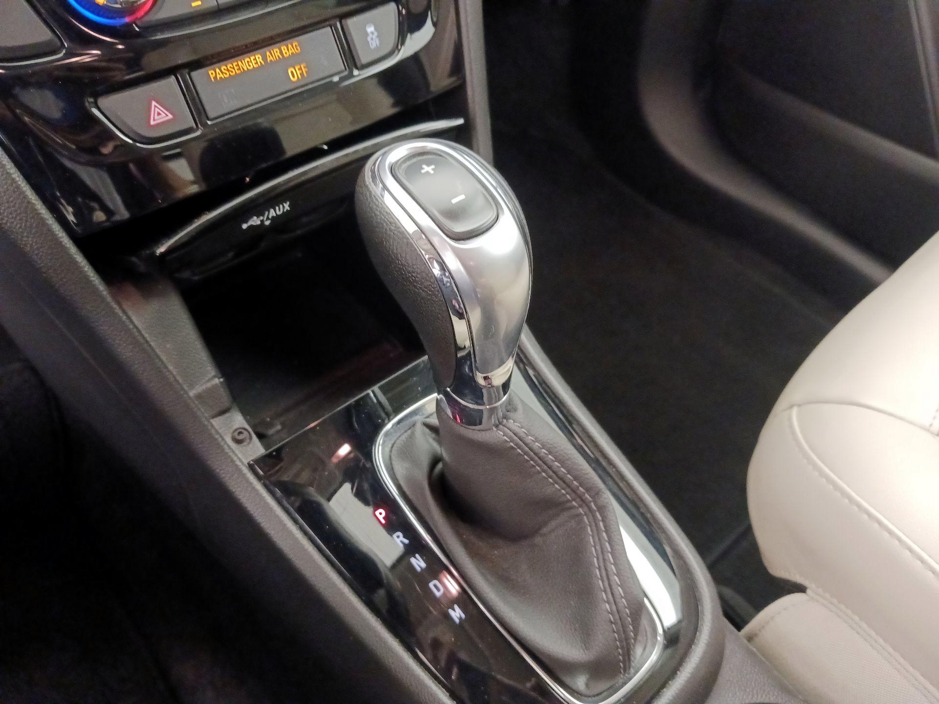 Thumbnail: 2017 Buick Encore - 18