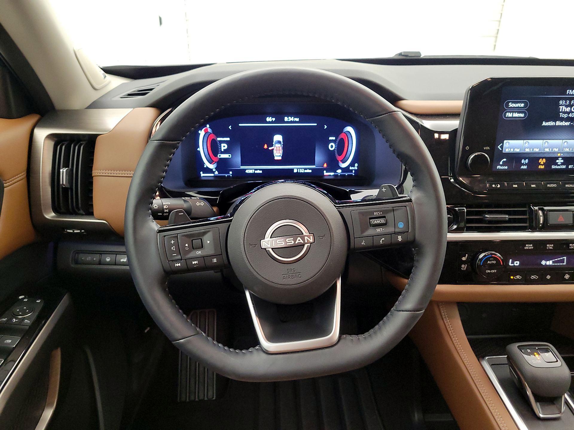 Thumbnail: 2025 Nissan Pathfinder - 10