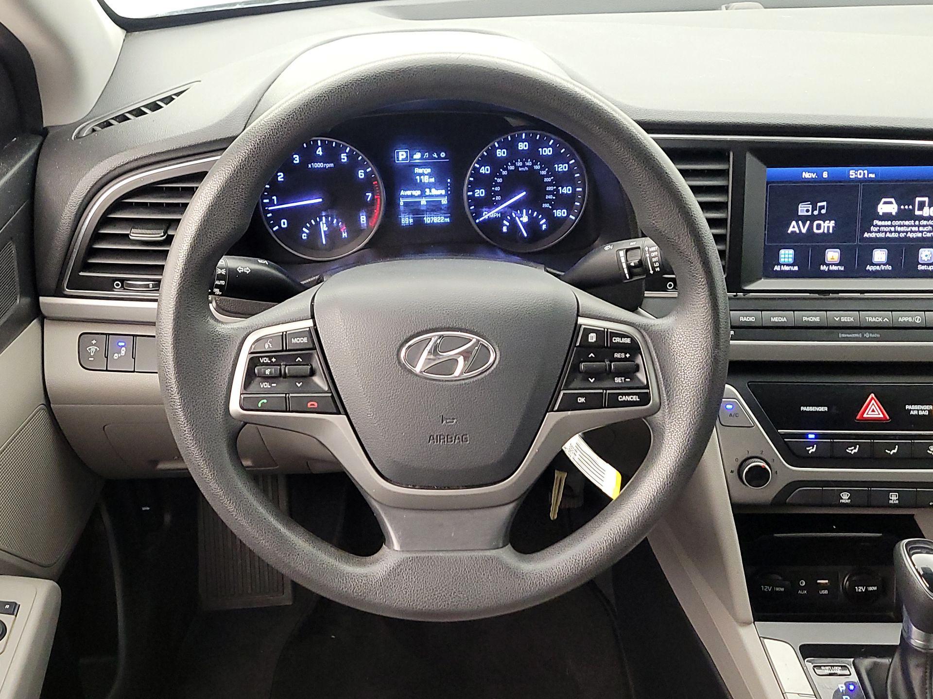 Thumbnail: 2018 Hyundai Elantra - 10