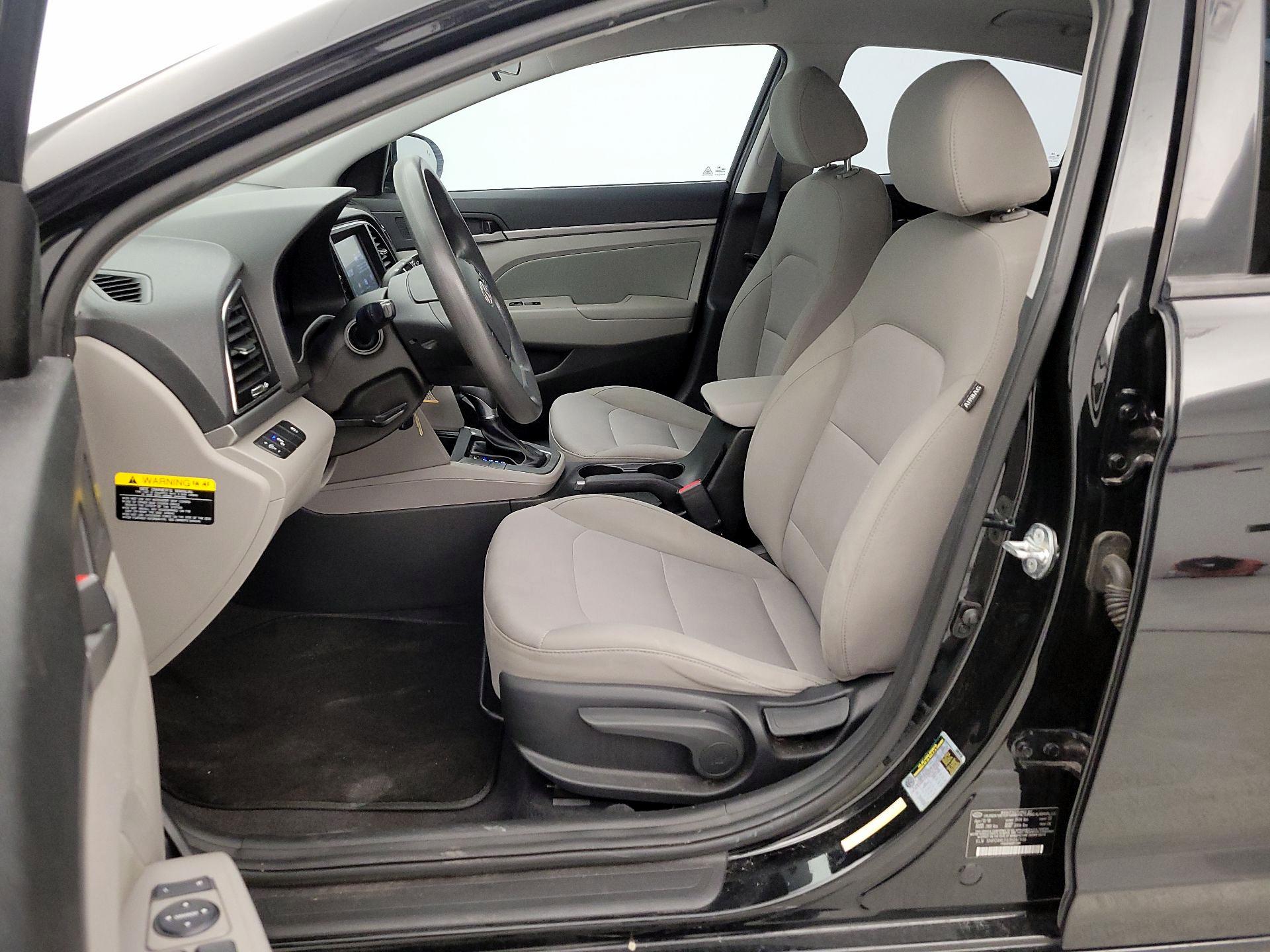 Thumbnail: 2018 Hyundai Elantra - 11