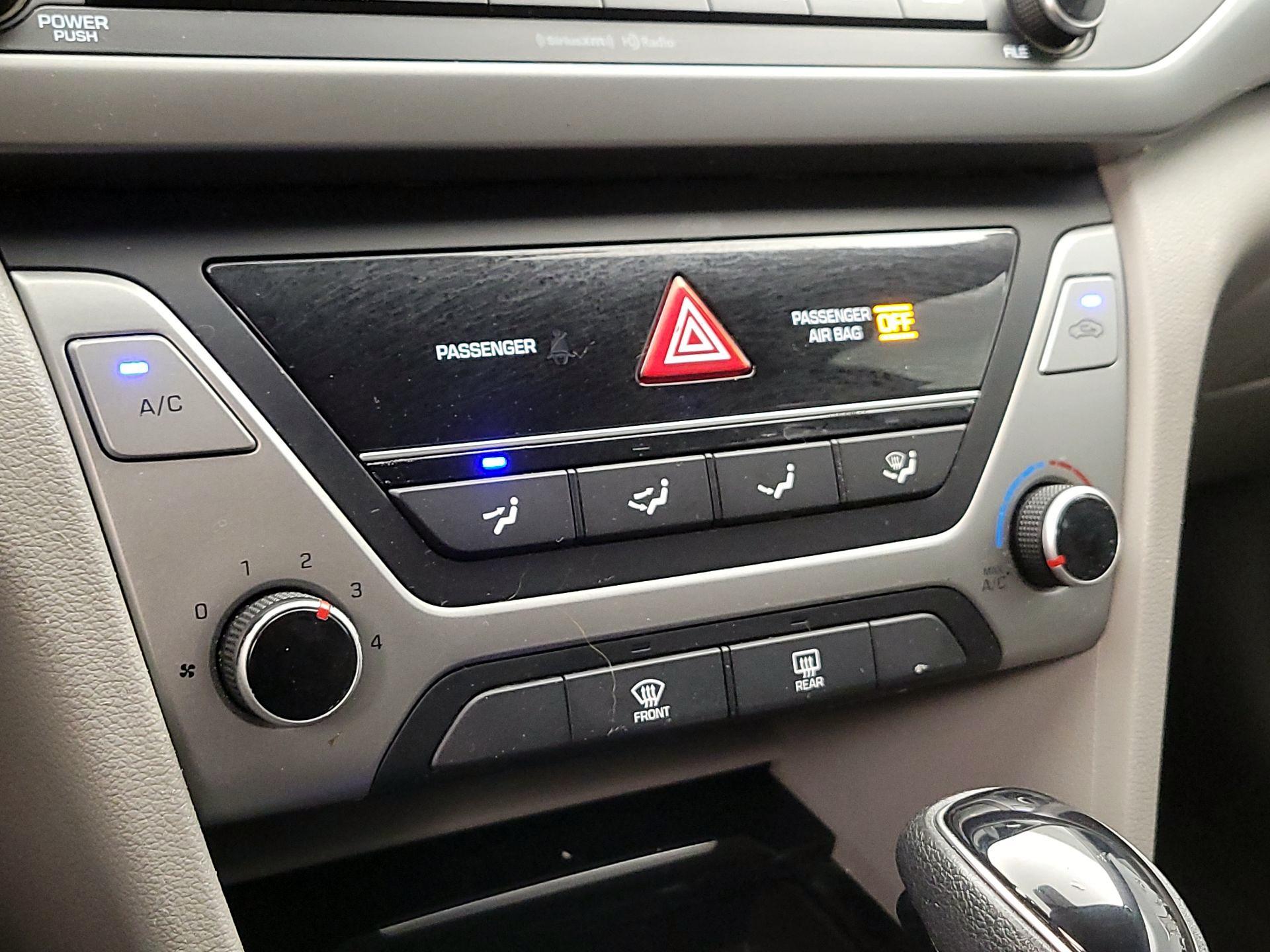 Thumbnail: 2018 Hyundai Elantra - 16