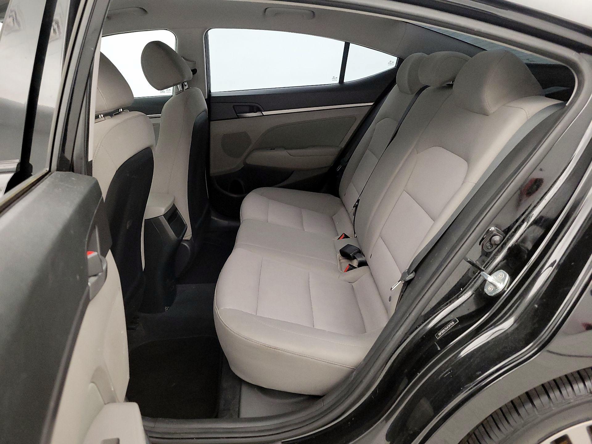 Thumbnail: 2018 Hyundai Elantra - 19