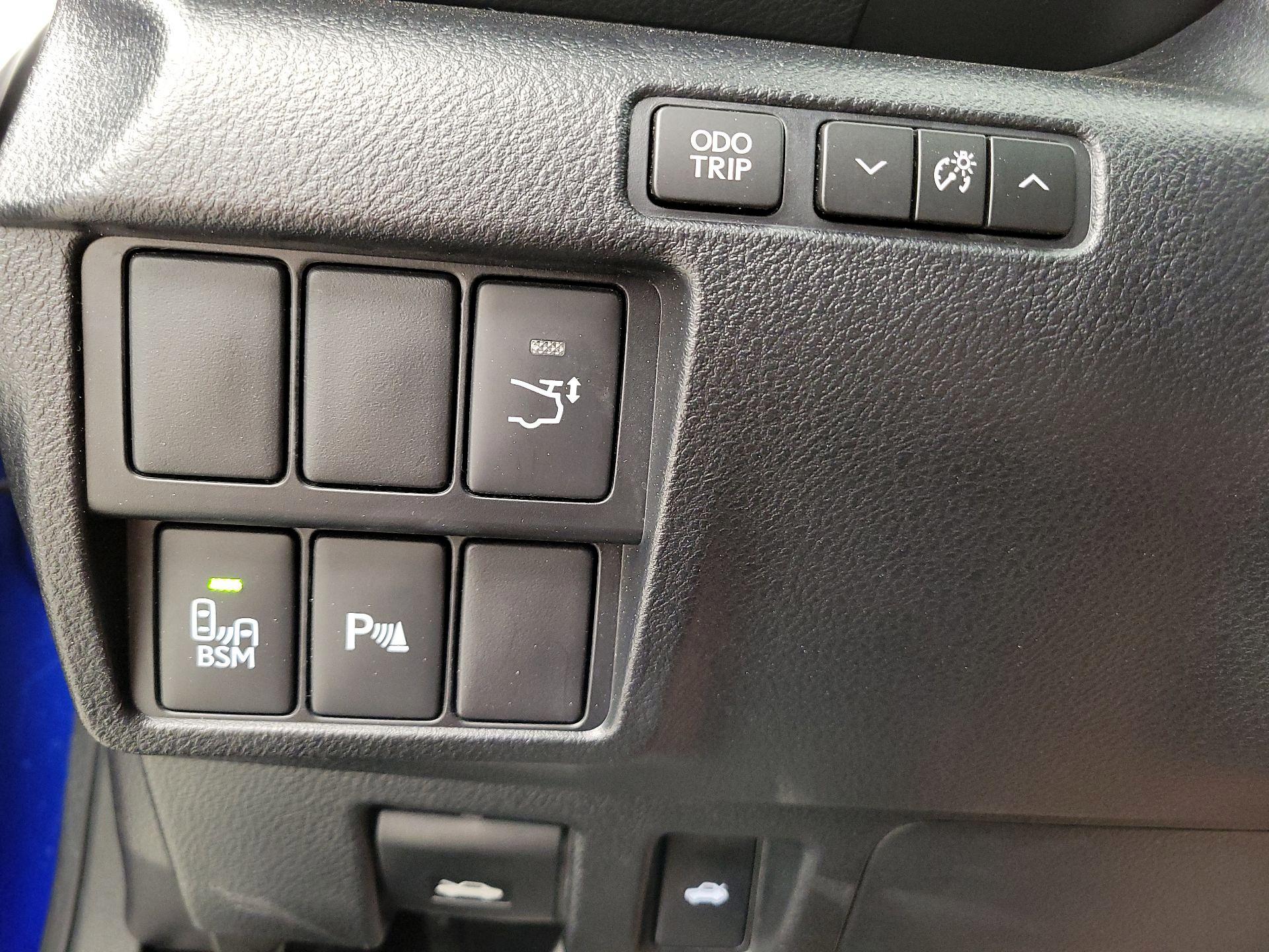 Thumbnail: 2015 Lexus RC - 13