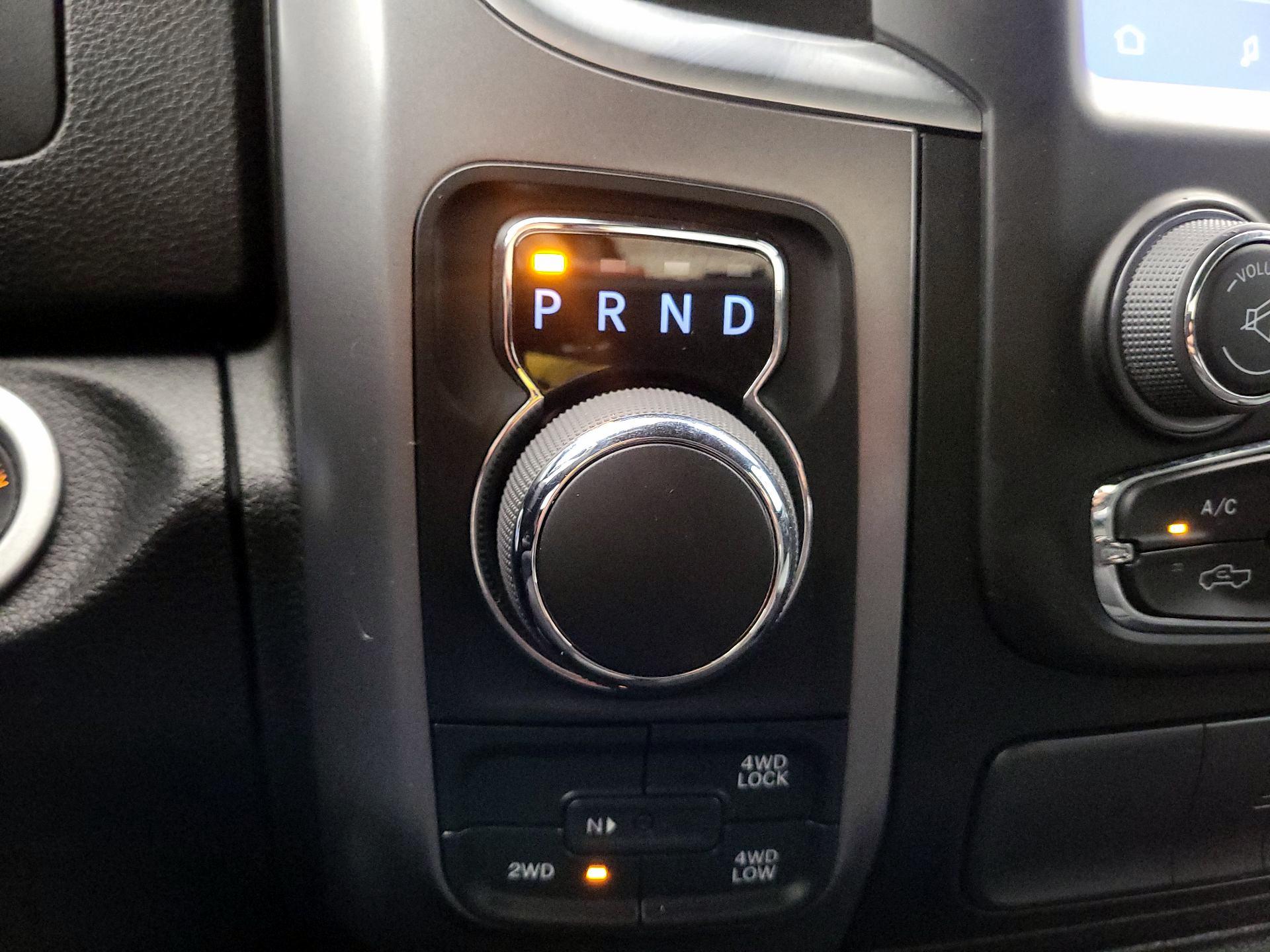 Thumbnail: 2022 RAM 1500 Classic - 17