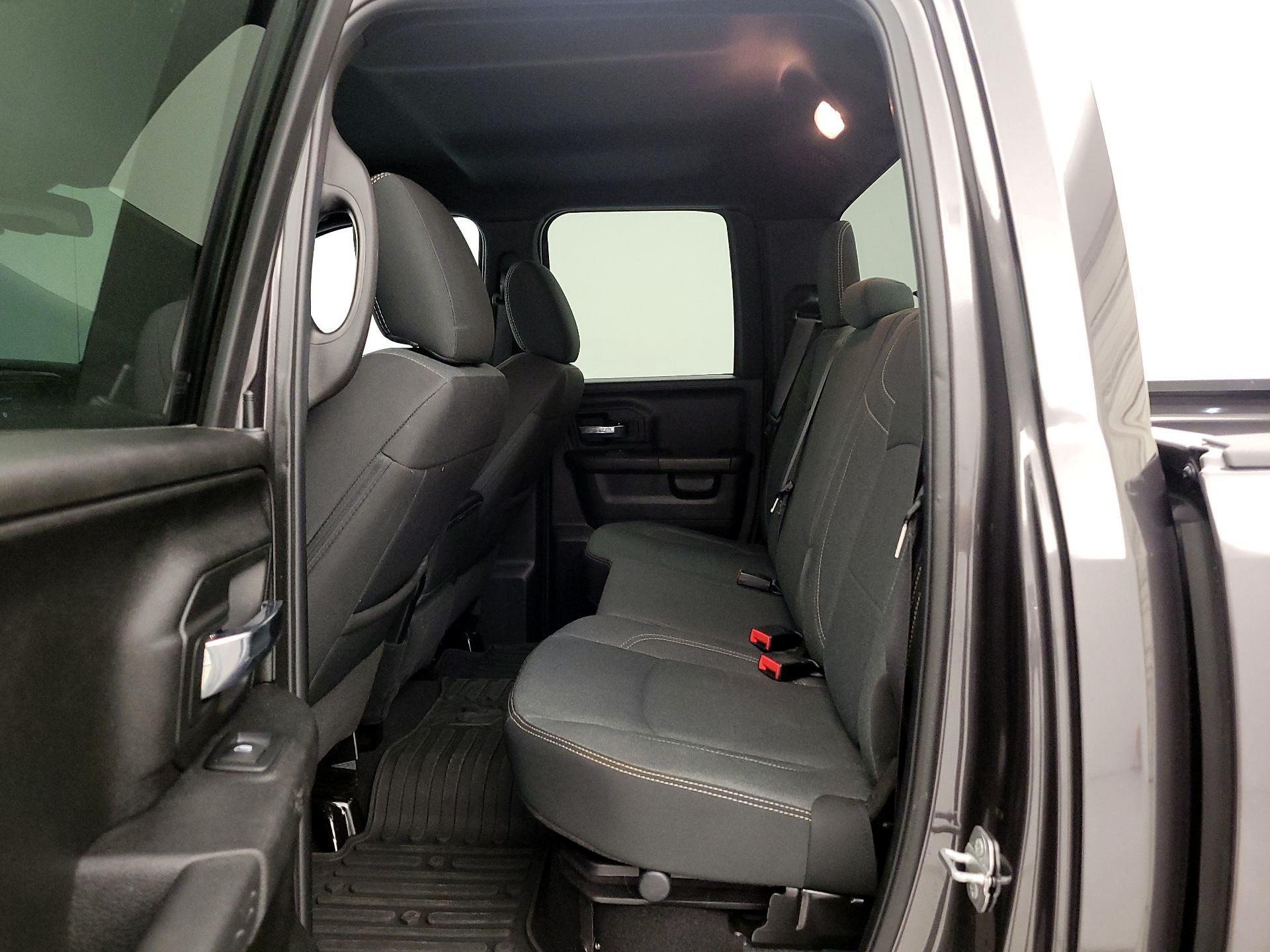 Thumbnail: 2022 RAM 1500 Classic - 19