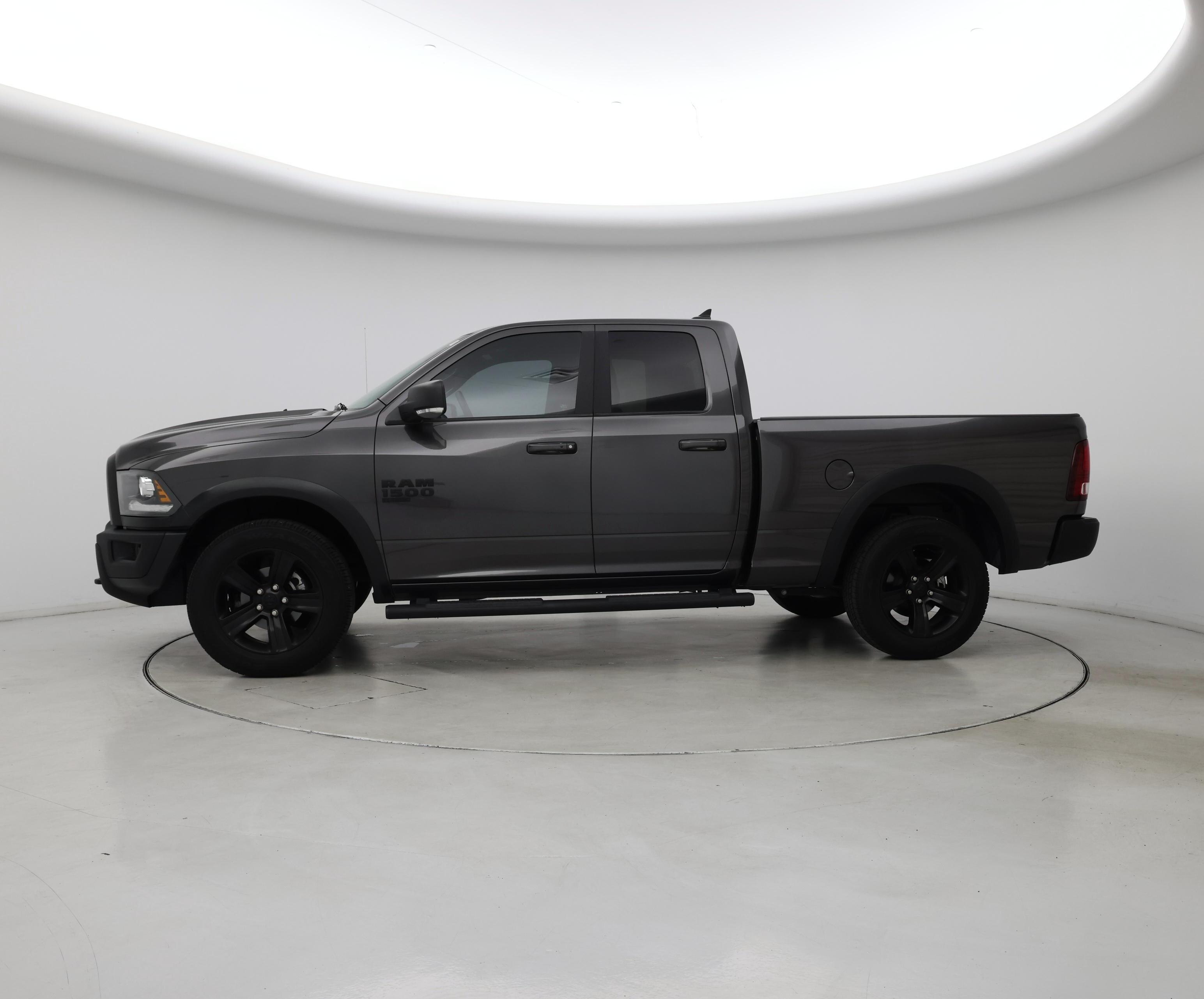 Thumbnail: 2022 RAM 1500 Classic - 3