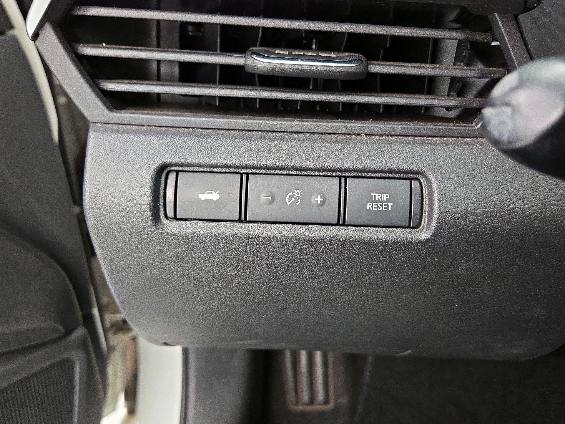 Thumbnail: 2021 Nissan Altima - 13