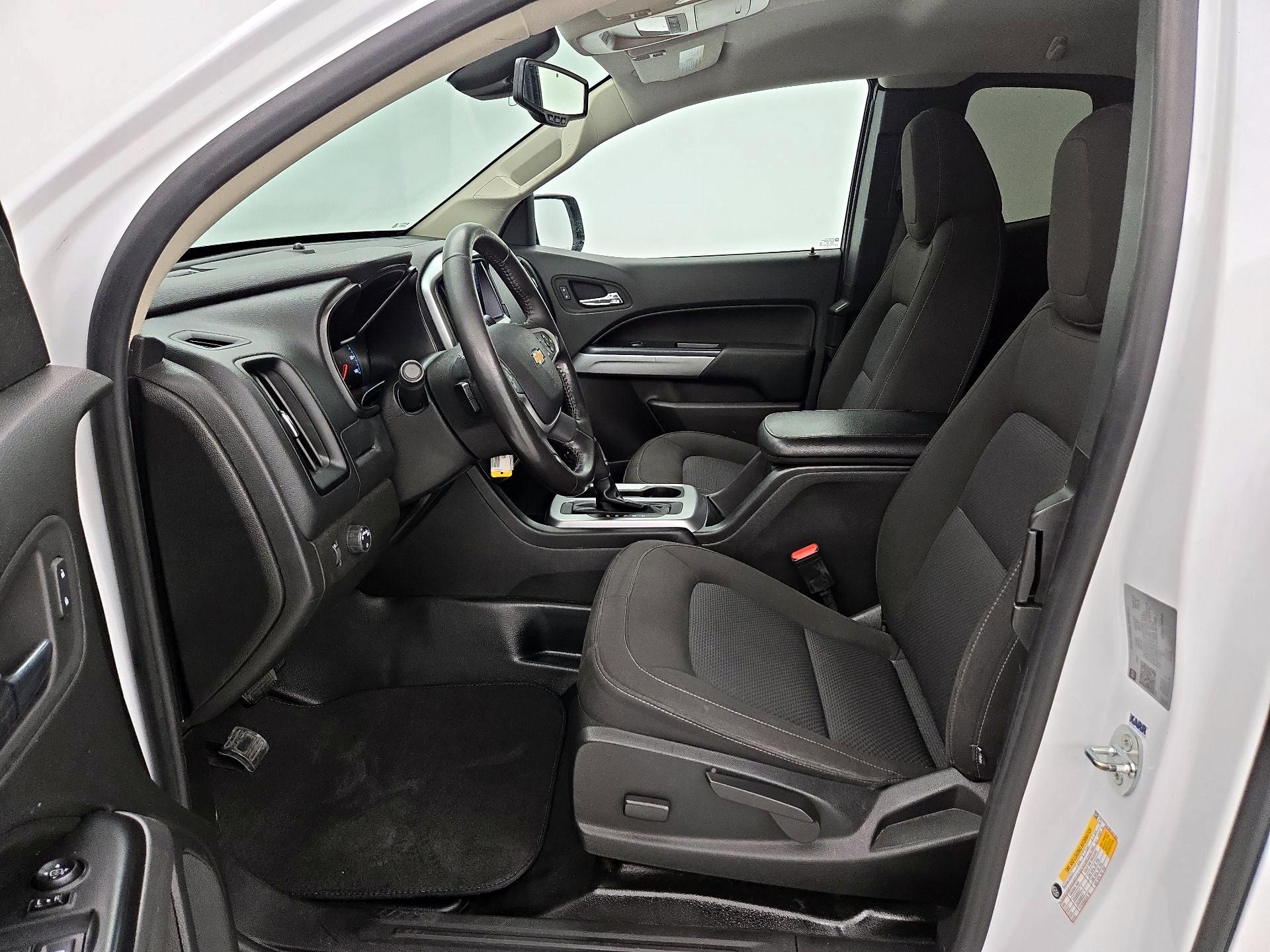 Thumbnail: 2021 Chevrolet Colorado - 11