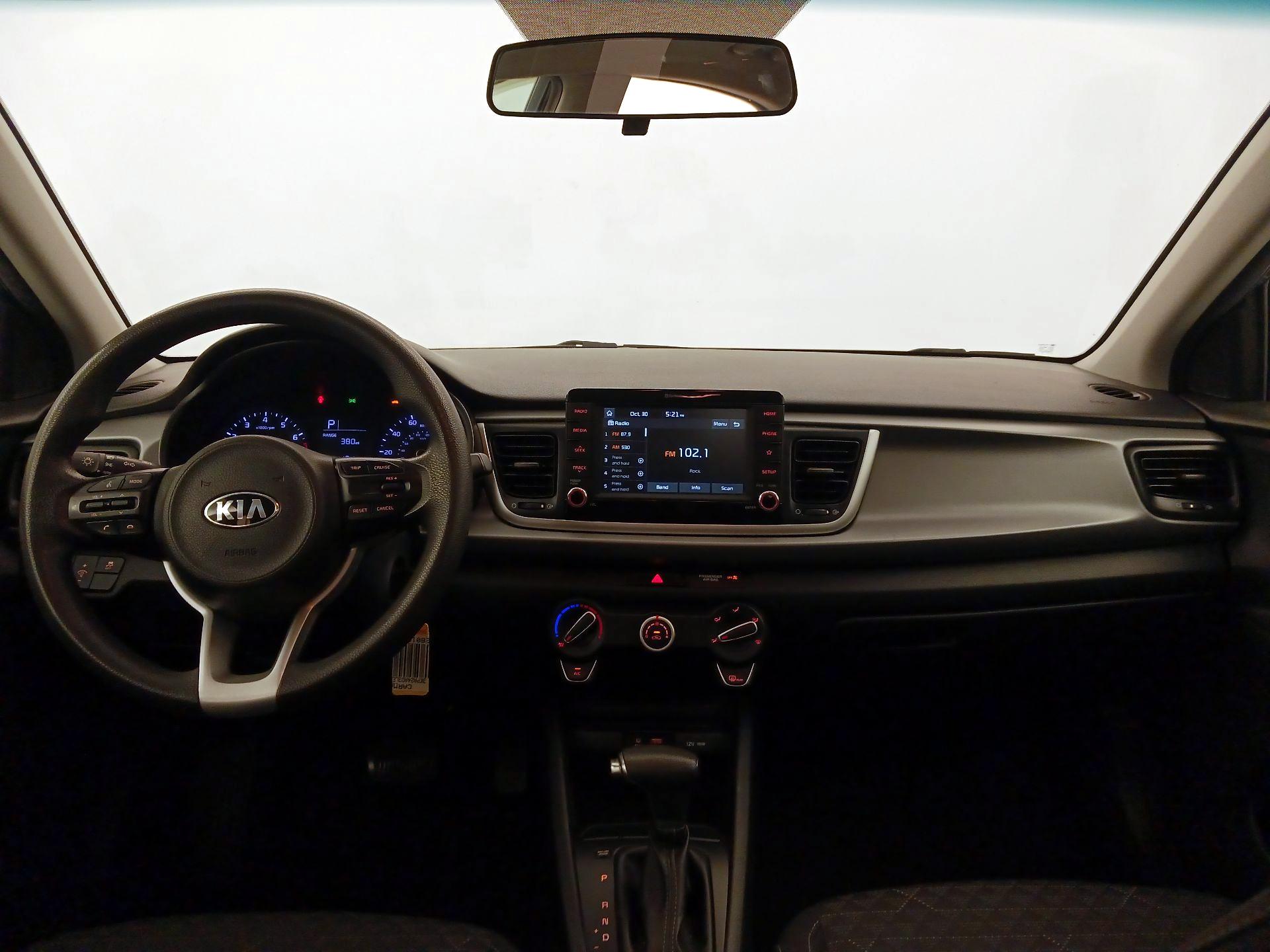 Thumbnail: 2020 Kia Rio - 9