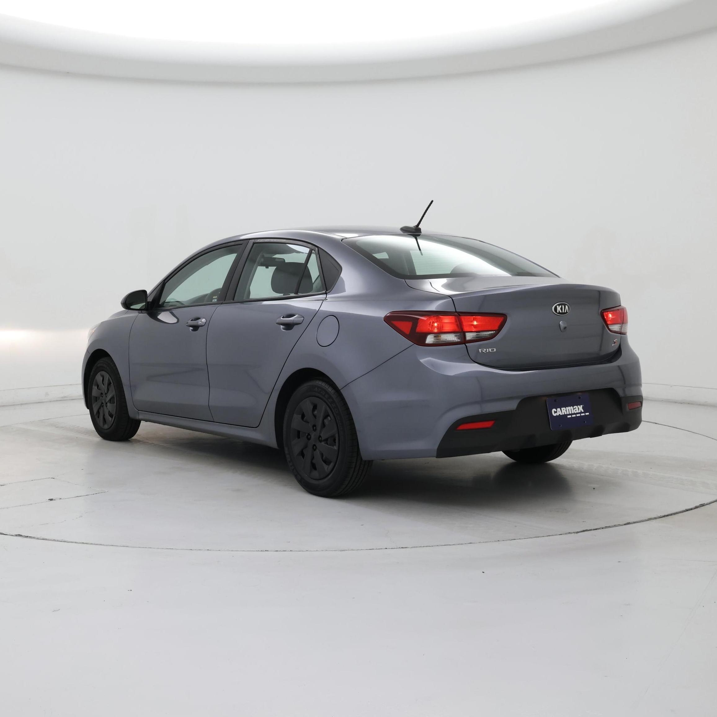 Thumbnail: 2020 Kia Rio - 2