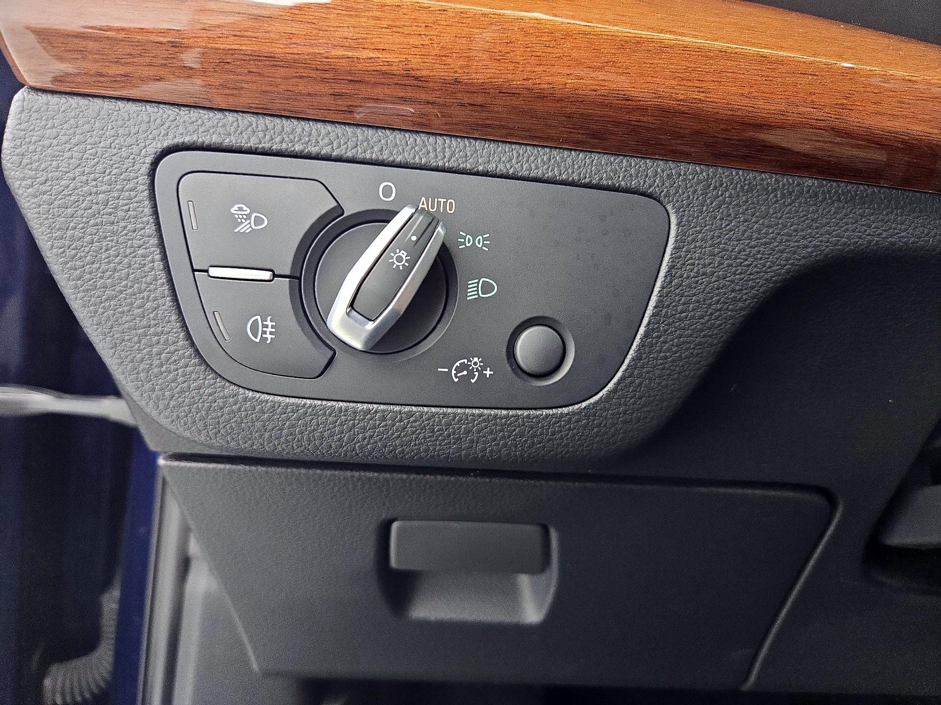 Thumbnail: 2022 Audi Q5 - 13