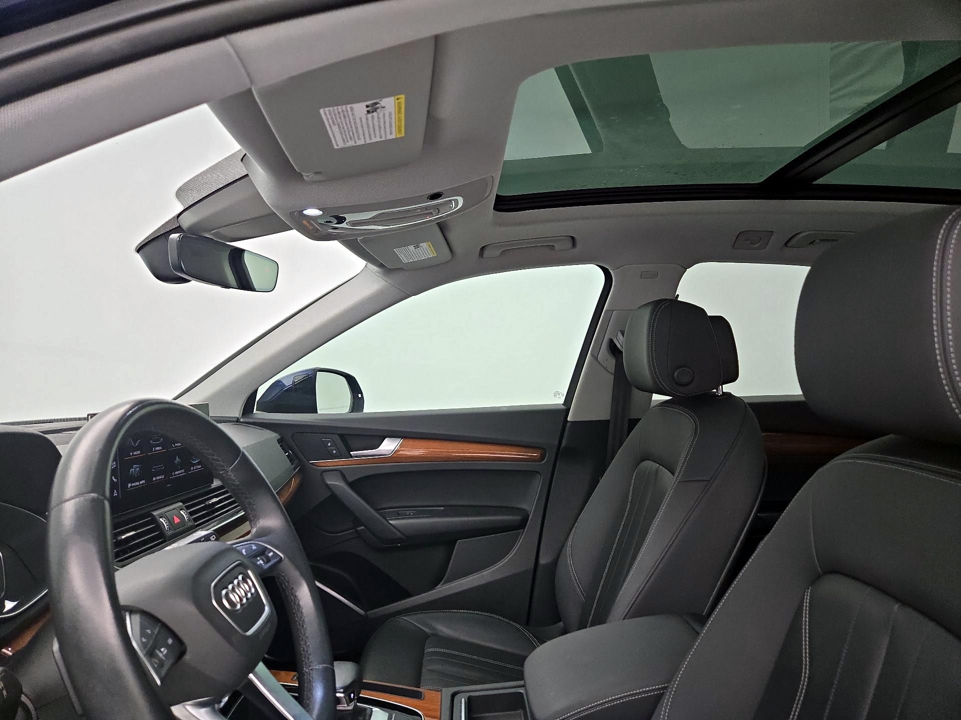 Thumbnail: 2022 Audi Q5 - 19