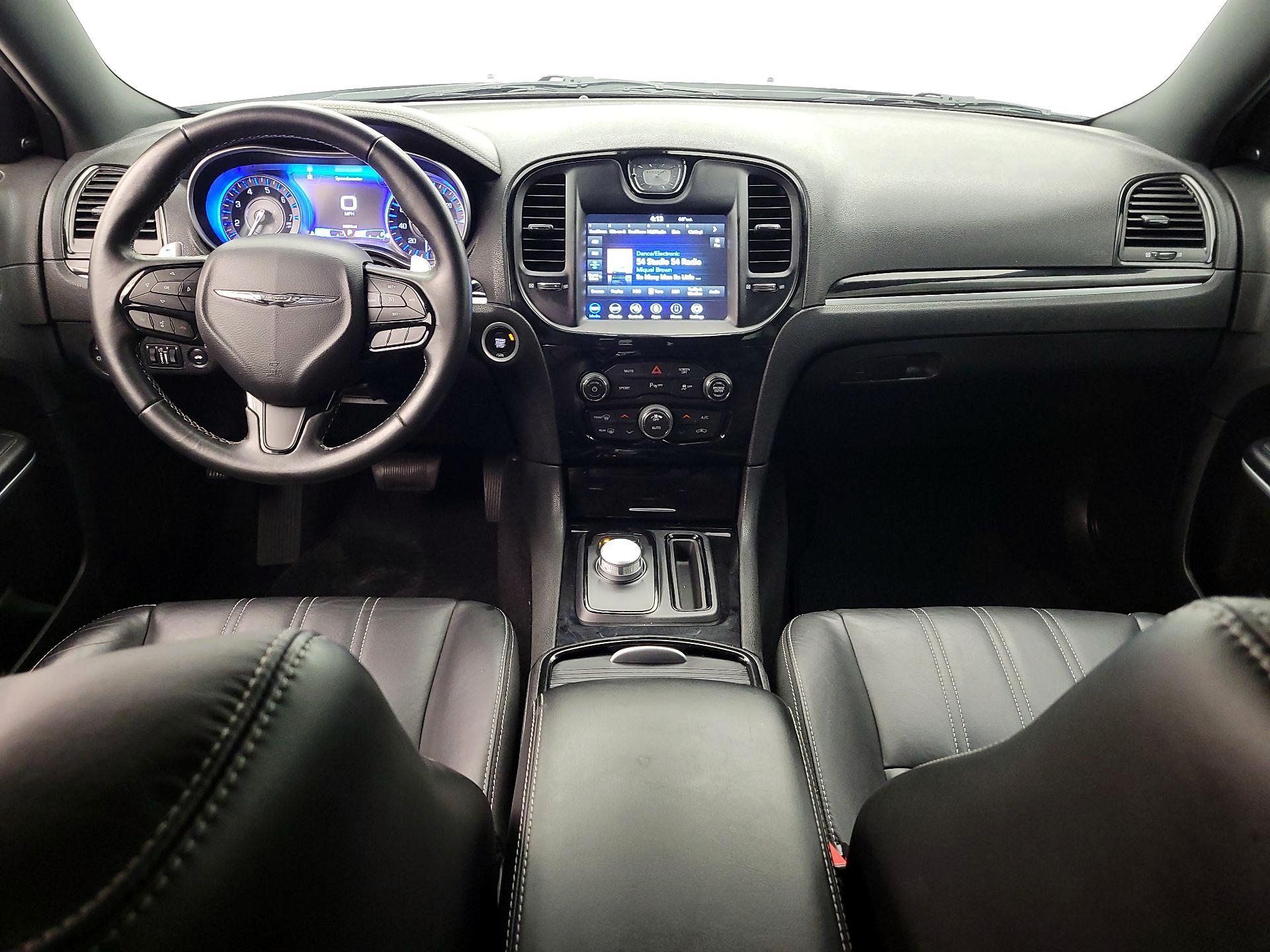 Thumbnail: 2021 Chrysler 300 - 9