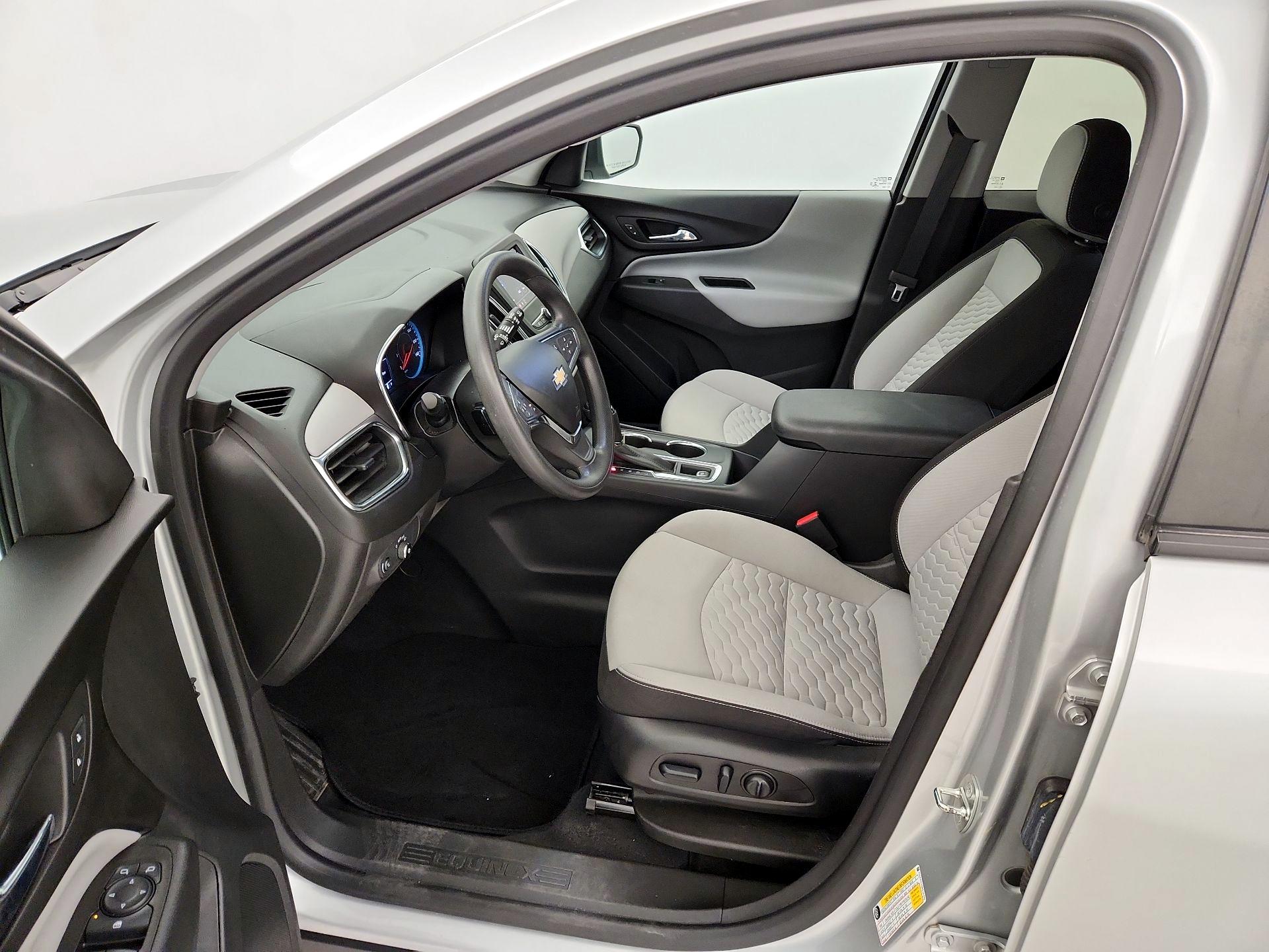 Thumbnail: 2021 Chevrolet Equinox - 11