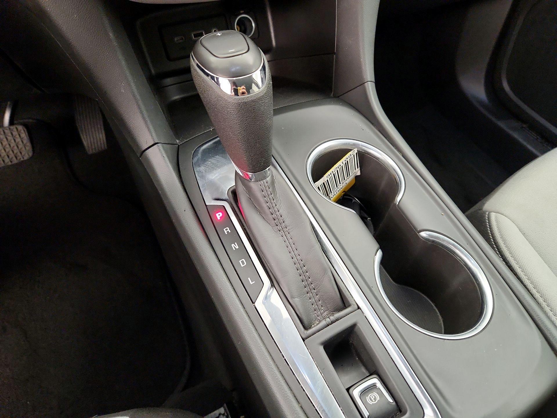 Thumbnail: 2021 Chevrolet Equinox - 17