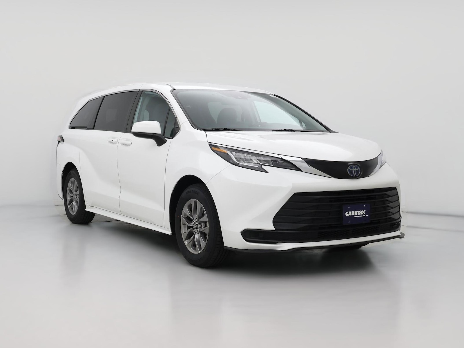 2023 Toyota Sienna LE