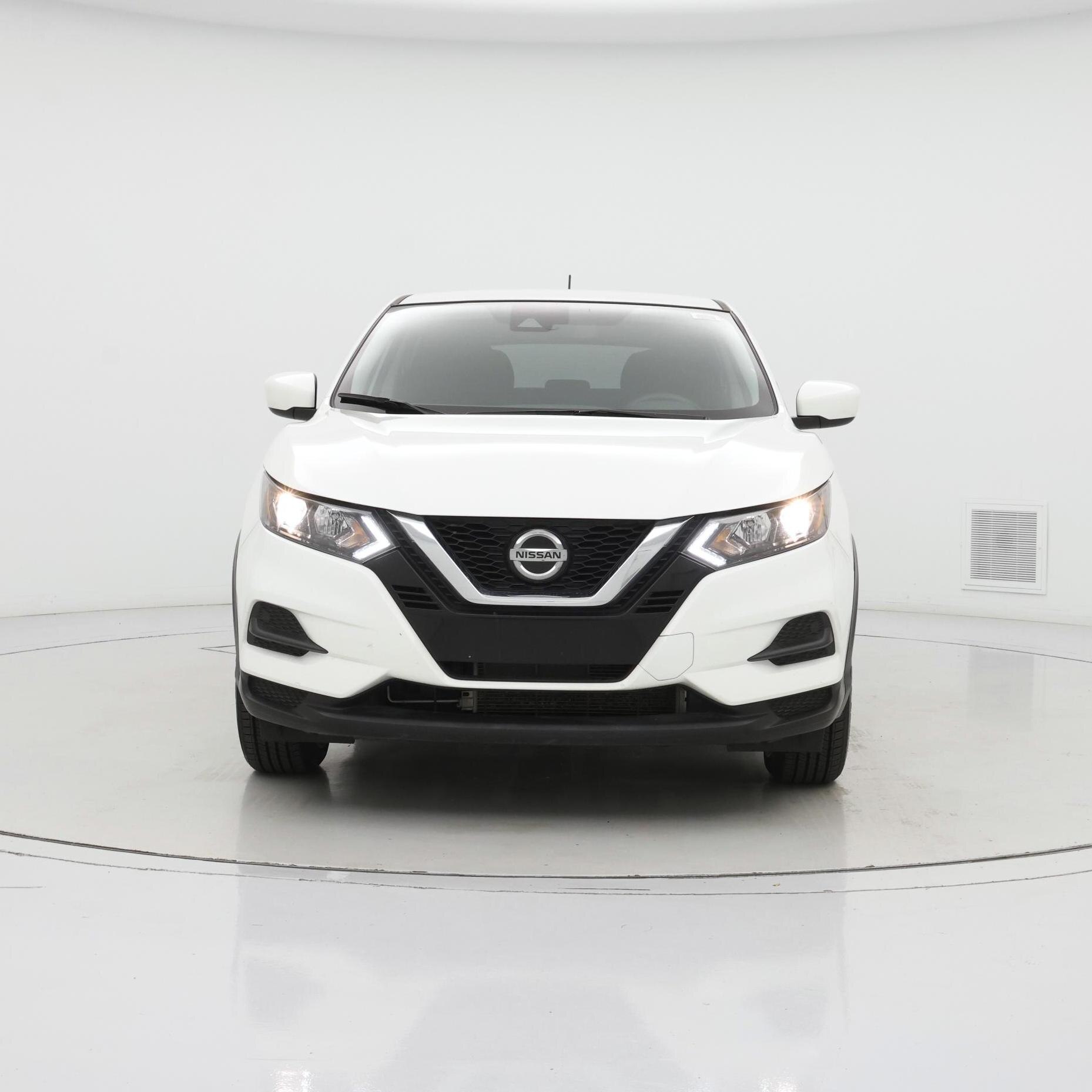 Thumbnail: 2020 Nissan Rogue Sport - 5