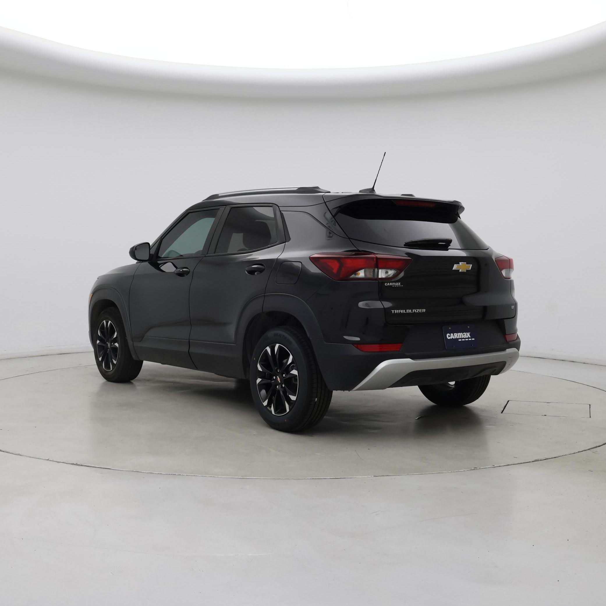 Thumbnail: 2023 Chevrolet TrailBlazer - 2