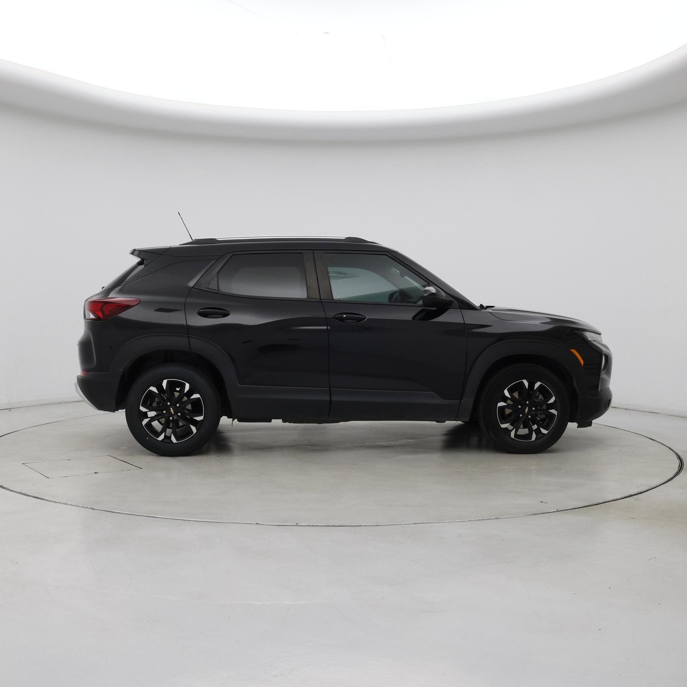 Thumbnail: 2023 Chevrolet TrailBlazer - 7