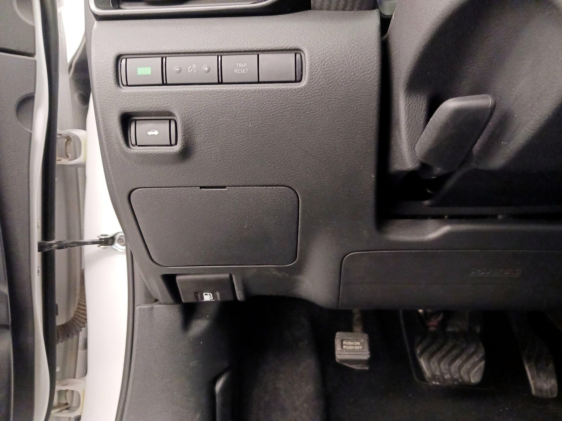 Thumbnail: 2023 Nissan Sentra - 13