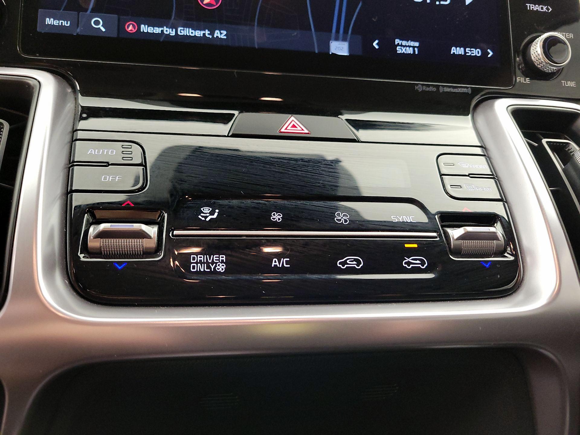 Thumbnail: 2023 Kia Sorento - 17