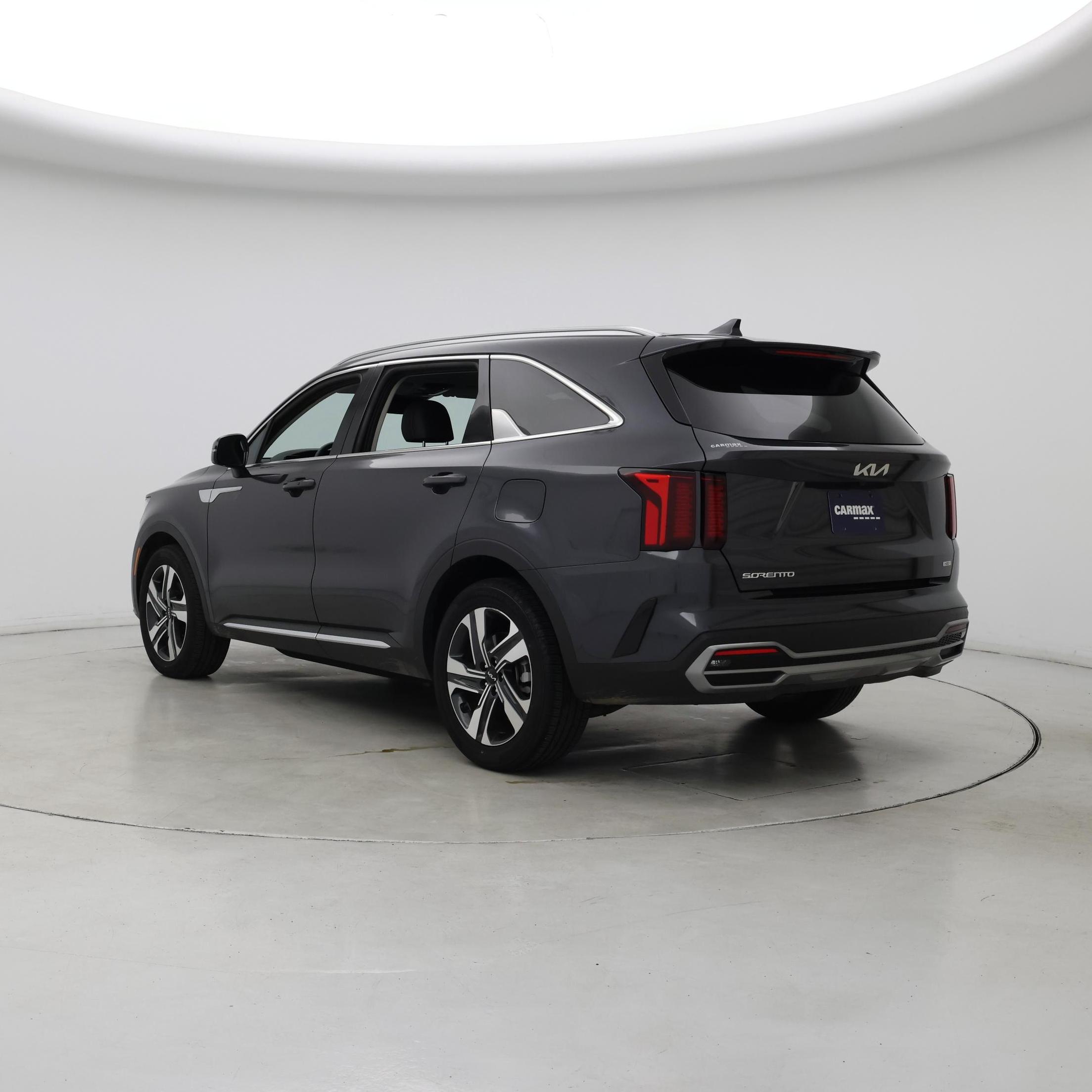 Thumbnail: 2023 Kia Sorento - 2