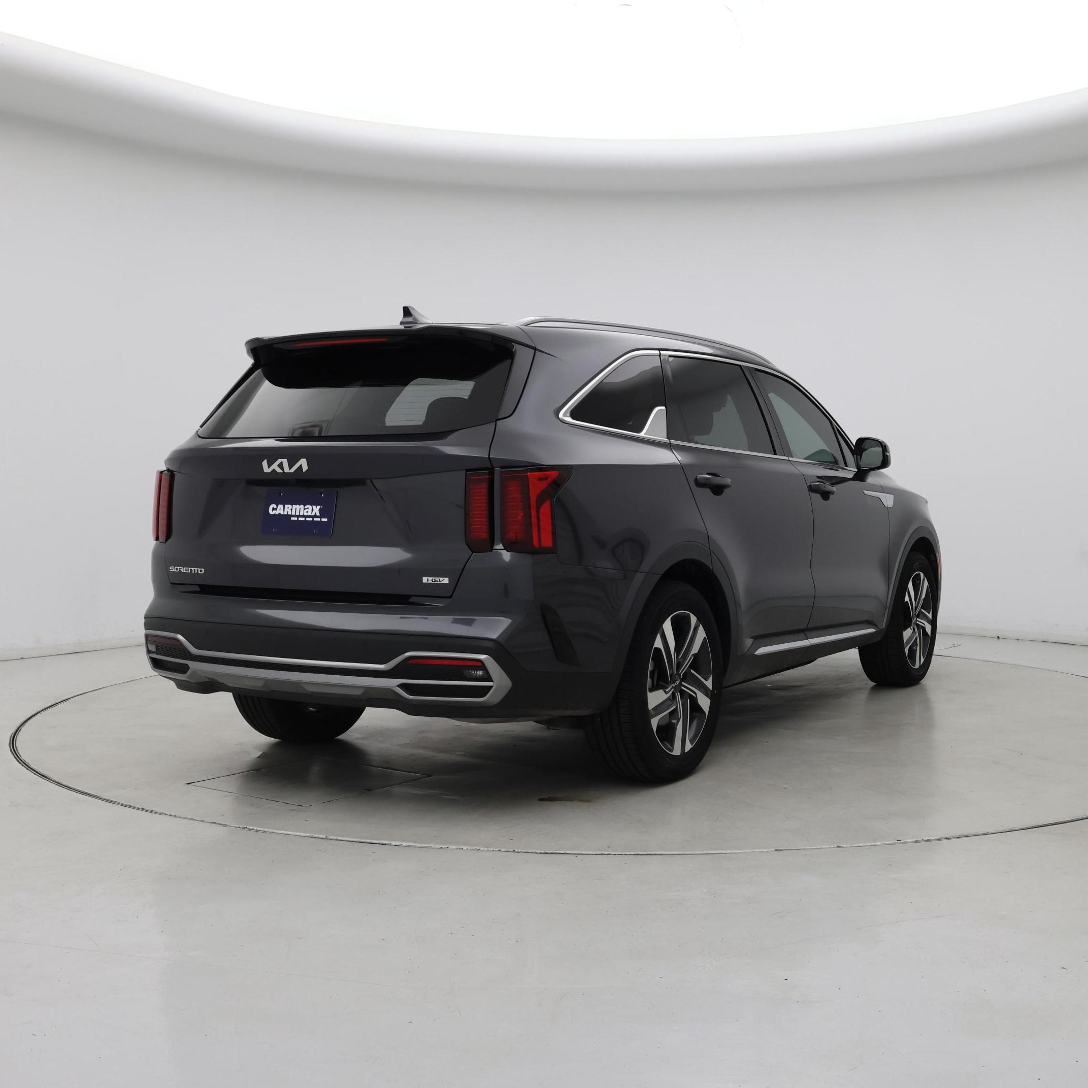 Thumbnail: 2023 Kia Sorento - 8
