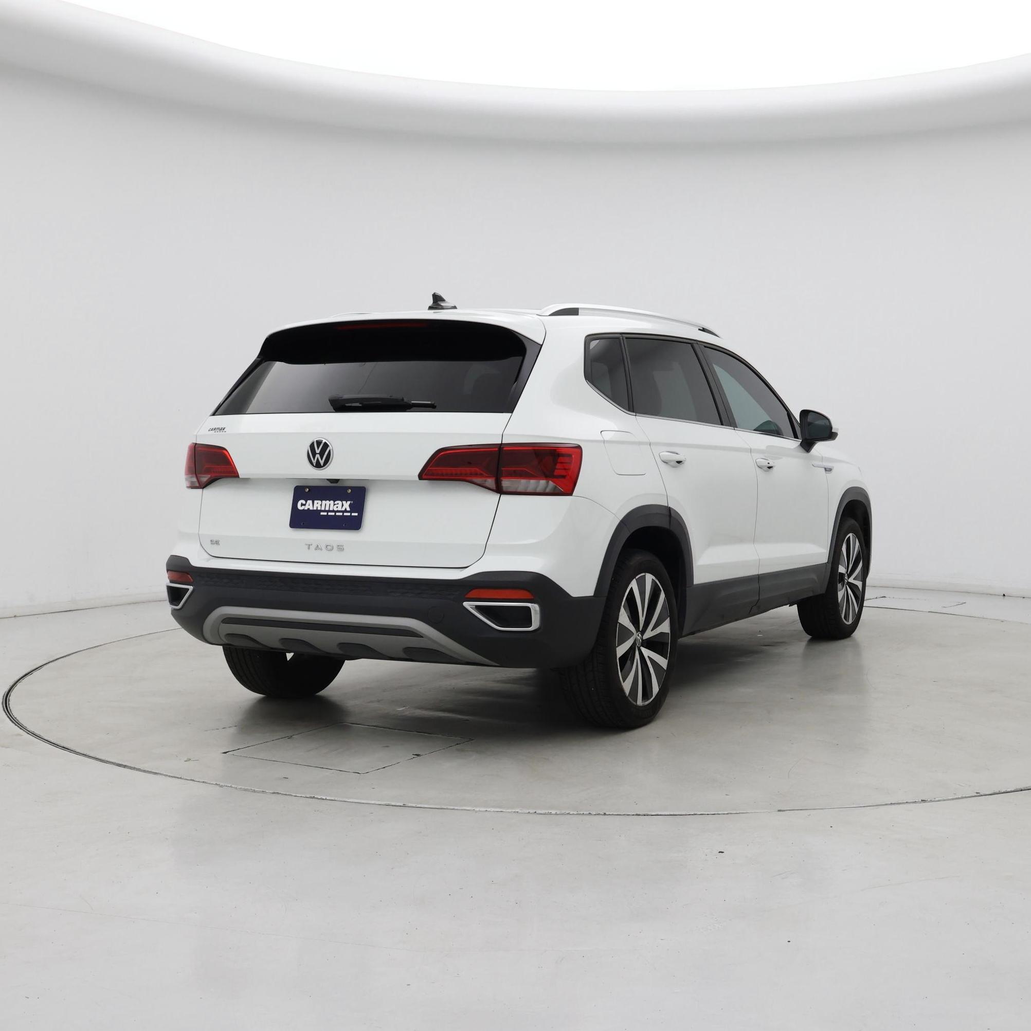 Thumbnail: 2023 Volkswagen Taos - 8