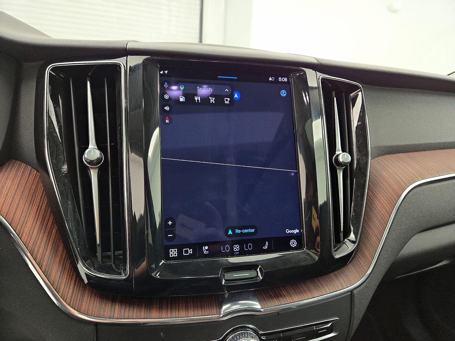 Thumbnail: 2023 Volvo XC60 - 14