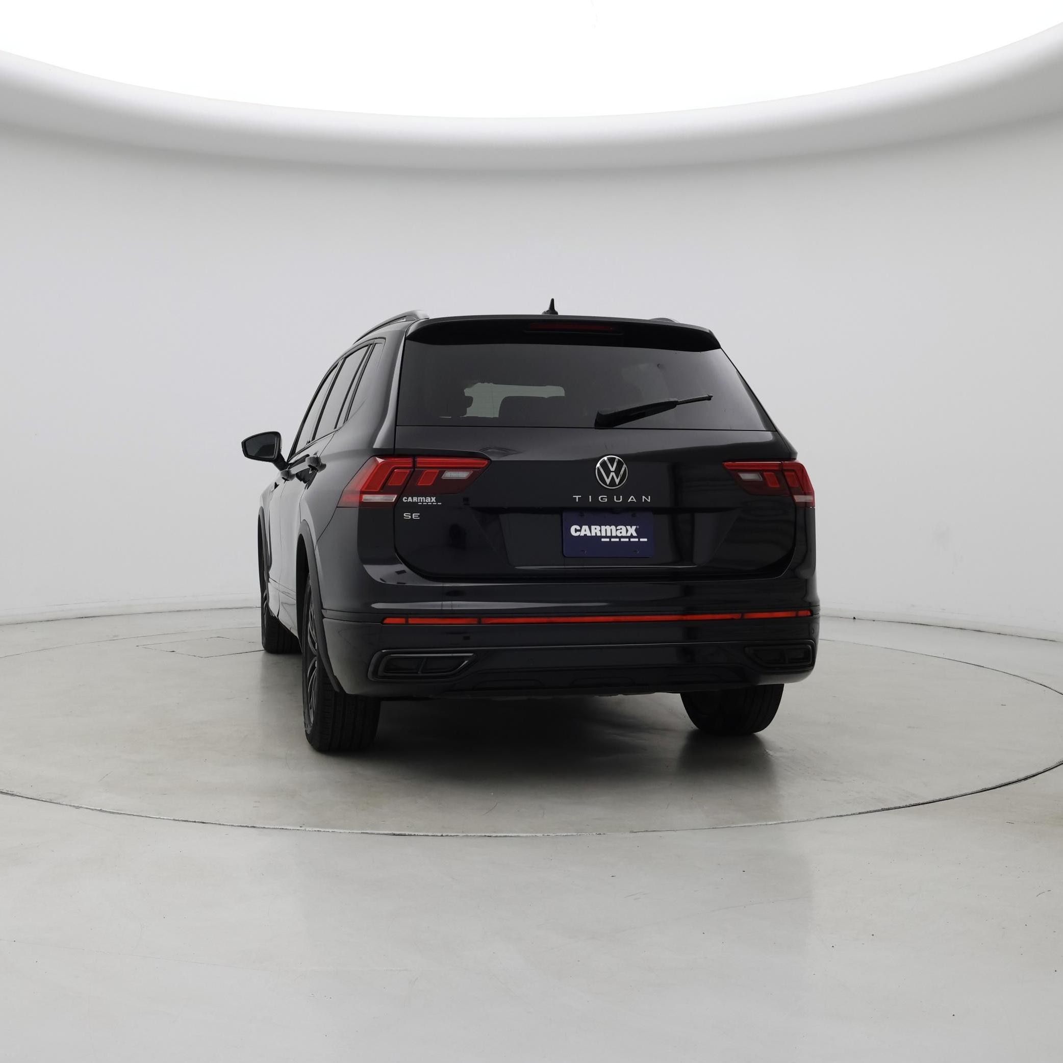 Thumbnail: 2022 Volkswagen Tiguan - 6