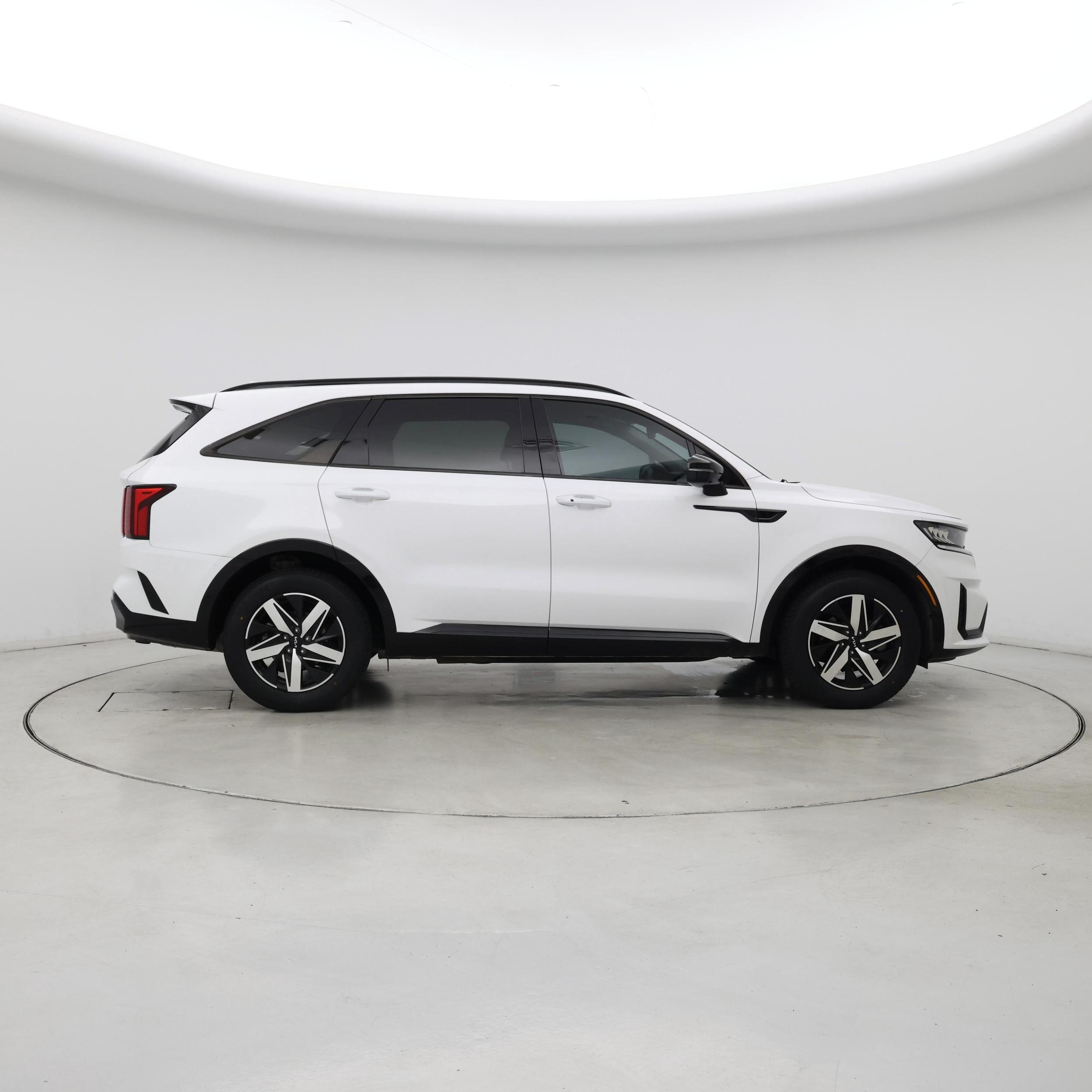 Thumbnail: 2023 Kia Sorento - 7