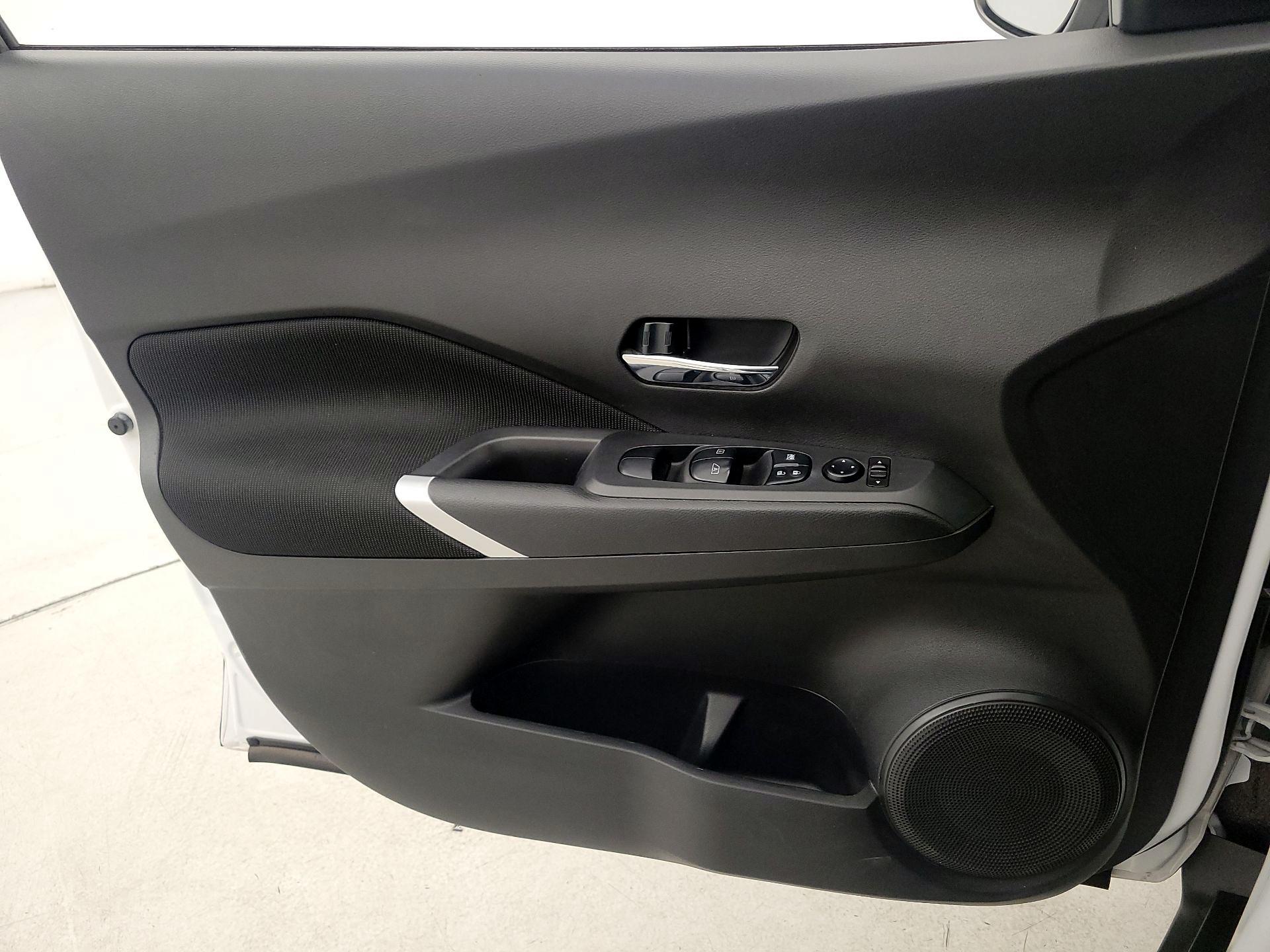 Thumbnail: 2021 Nissan Kicks - 12