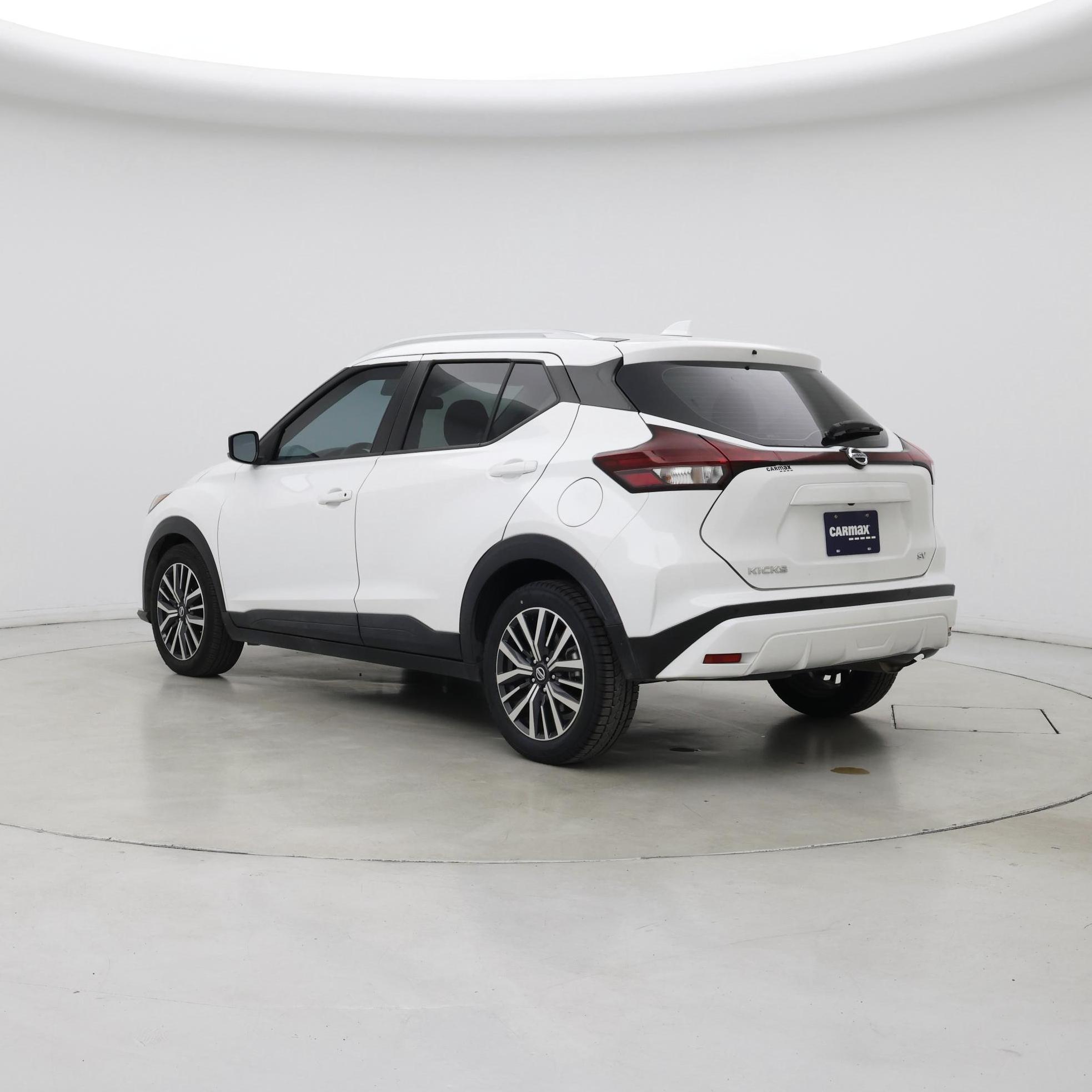 Thumbnail: 2021 Nissan Kicks - 2