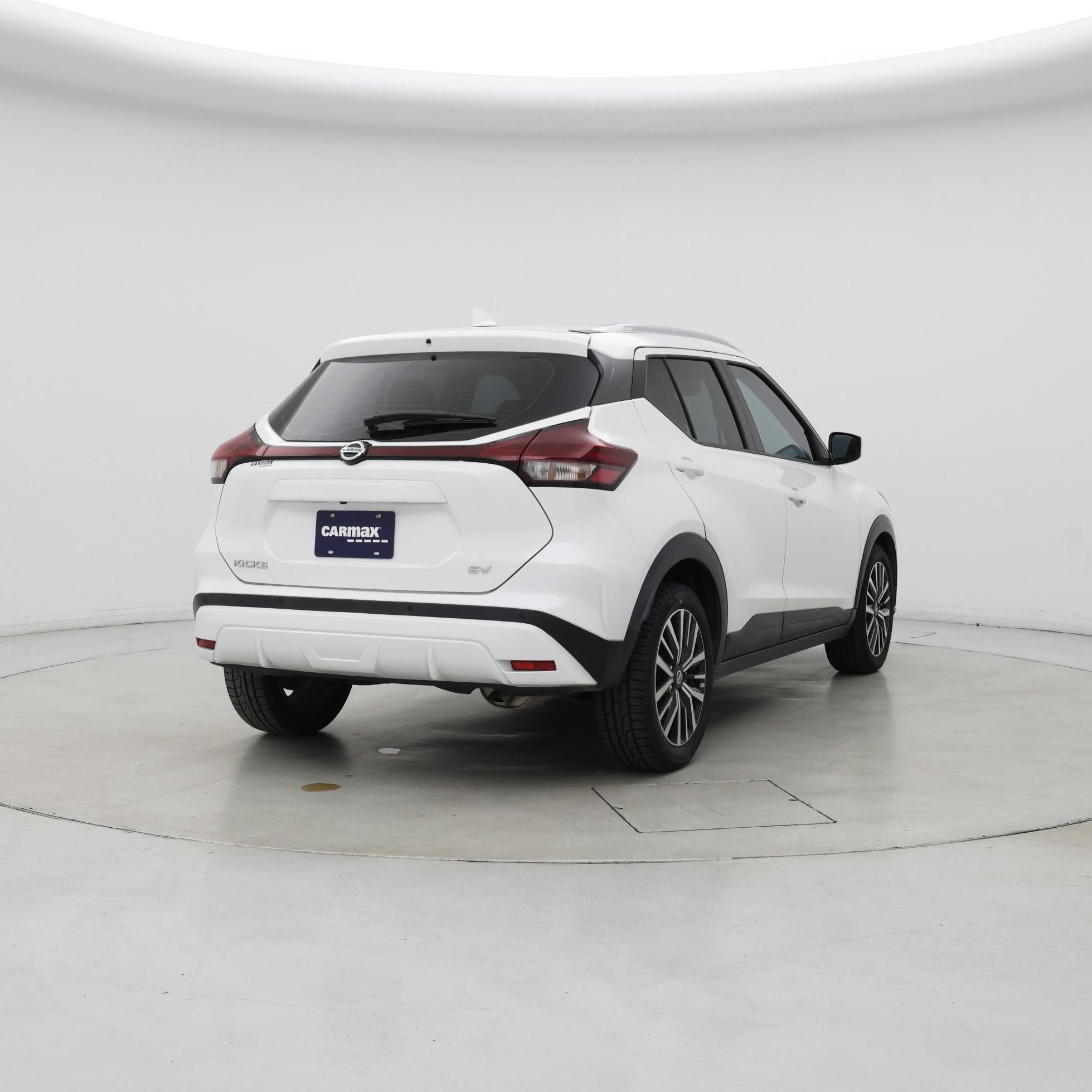 Thumbnail: 2021 Nissan Kicks - 8