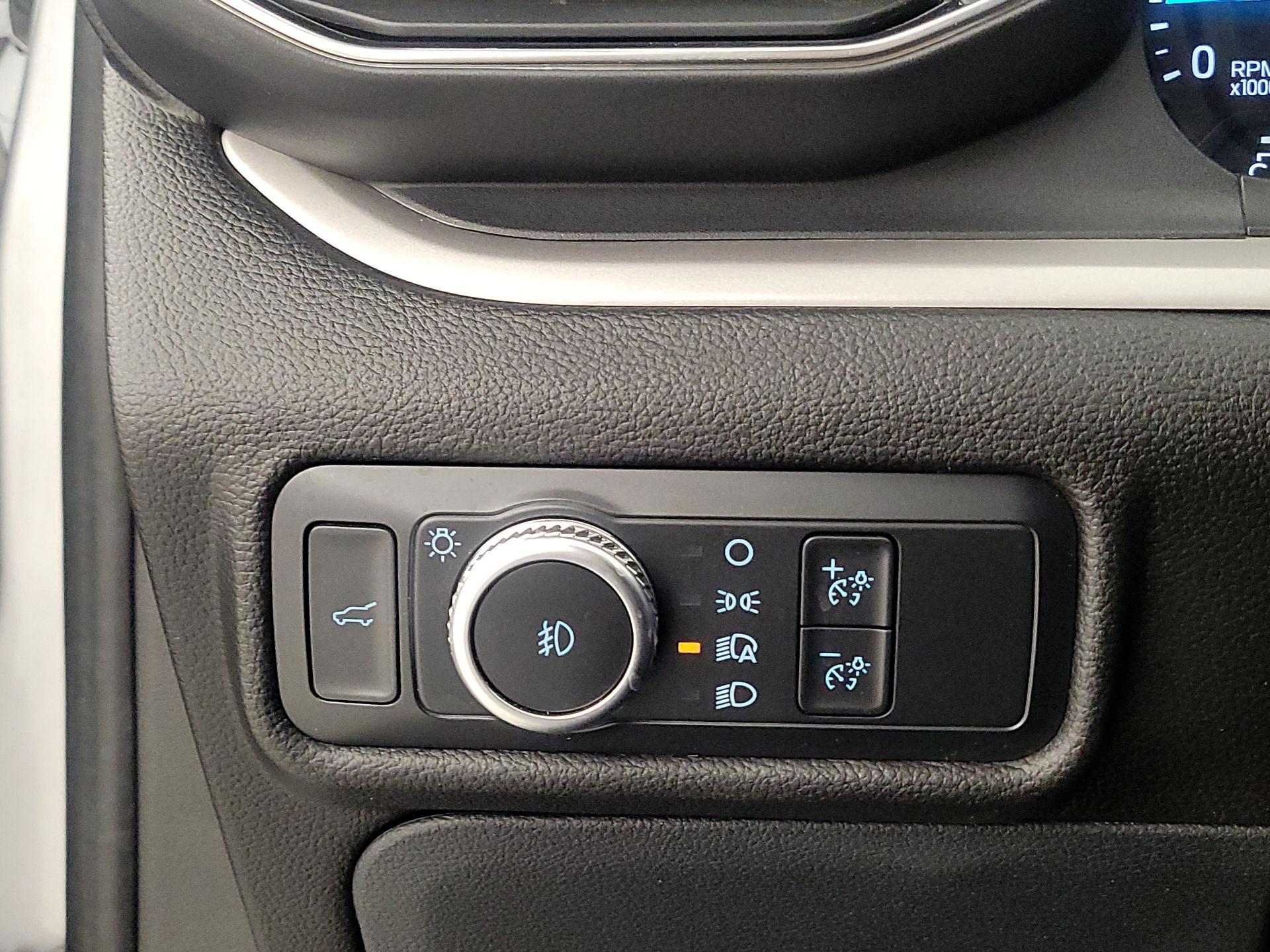 Thumbnail: 2022 Ford Explorer - 13