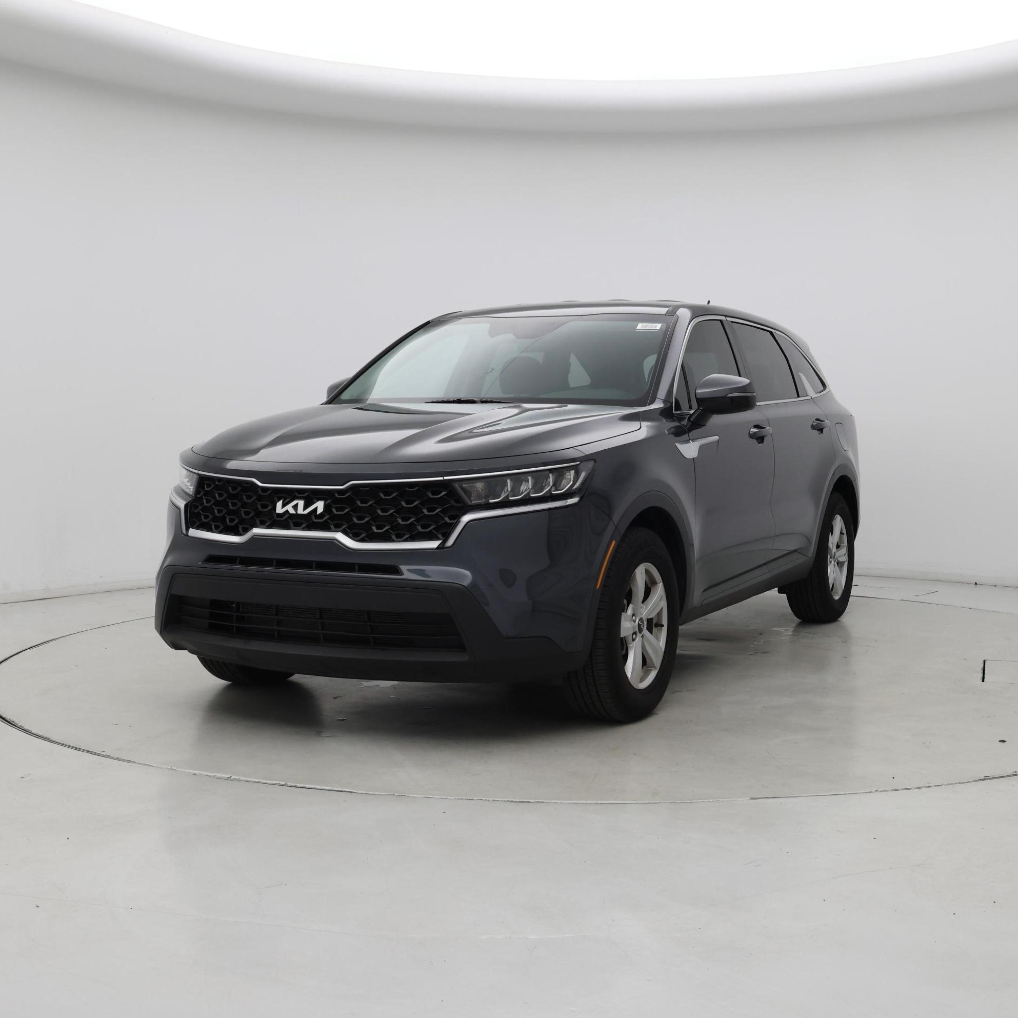 Thumbnail: 2023 Kia Sorento - 4
