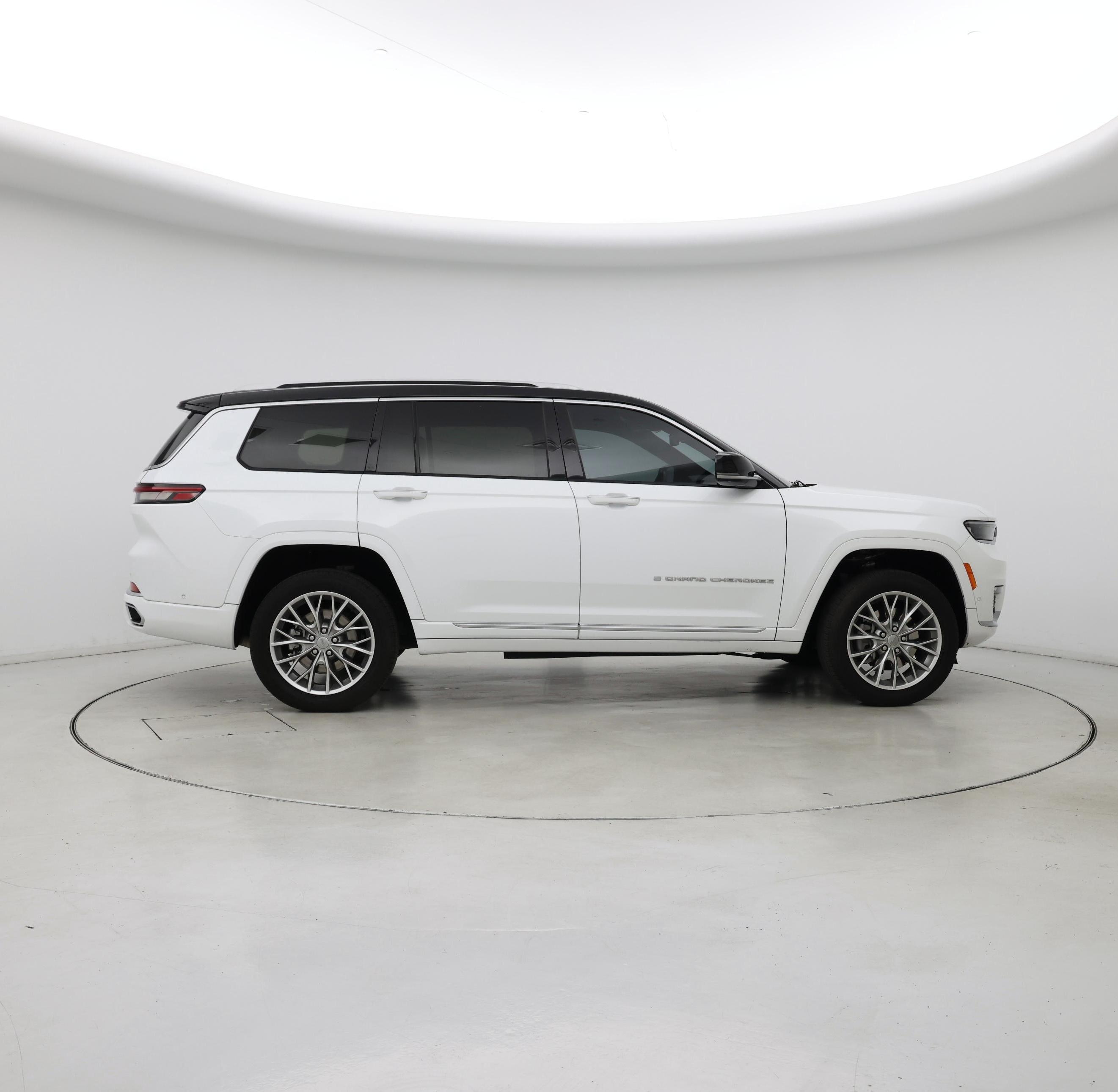 Thumbnail: 2022 Jeep Grand Cherokee L - 7