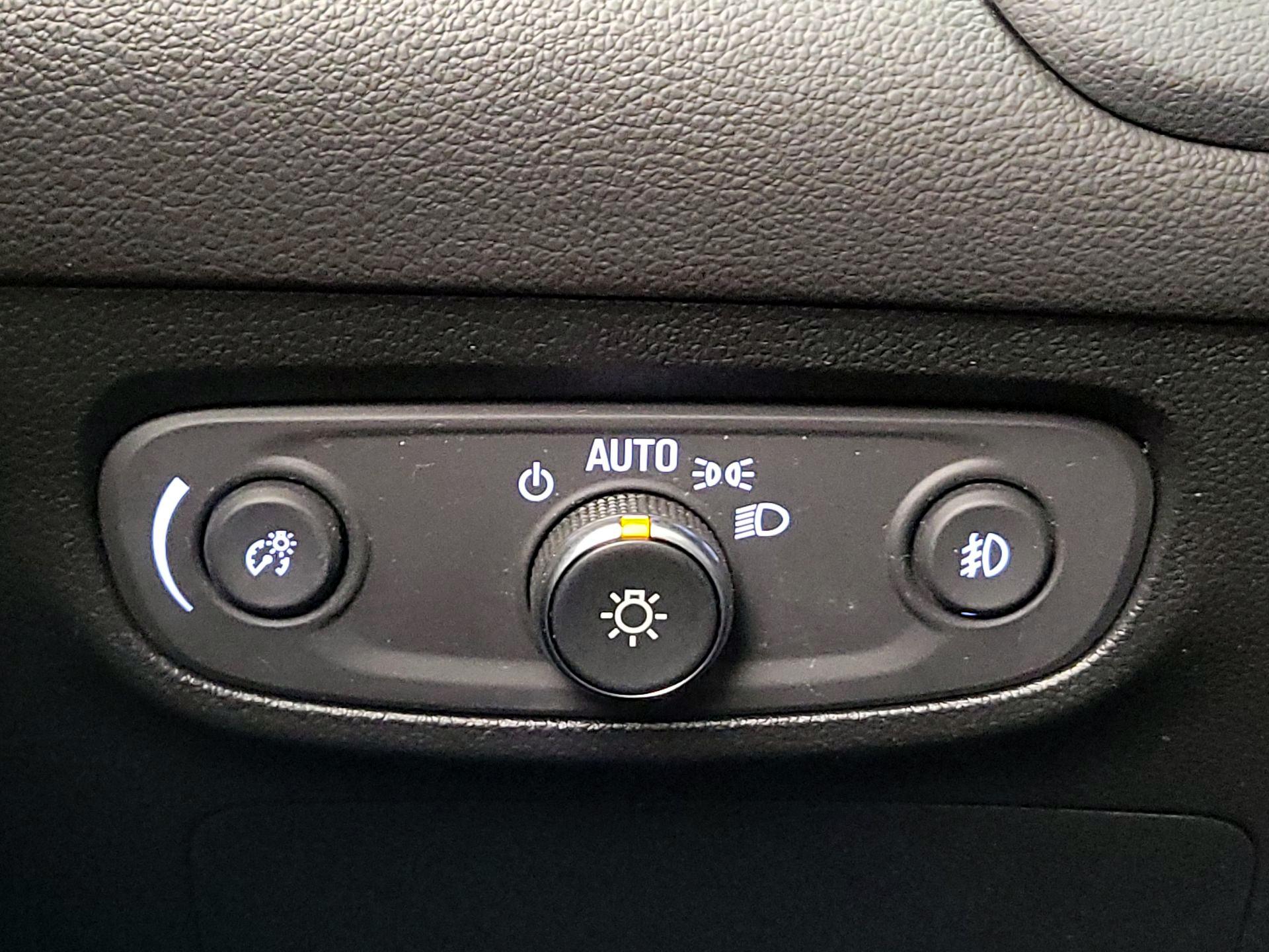 Thumbnail: 2021 Buick Encore GX - 13