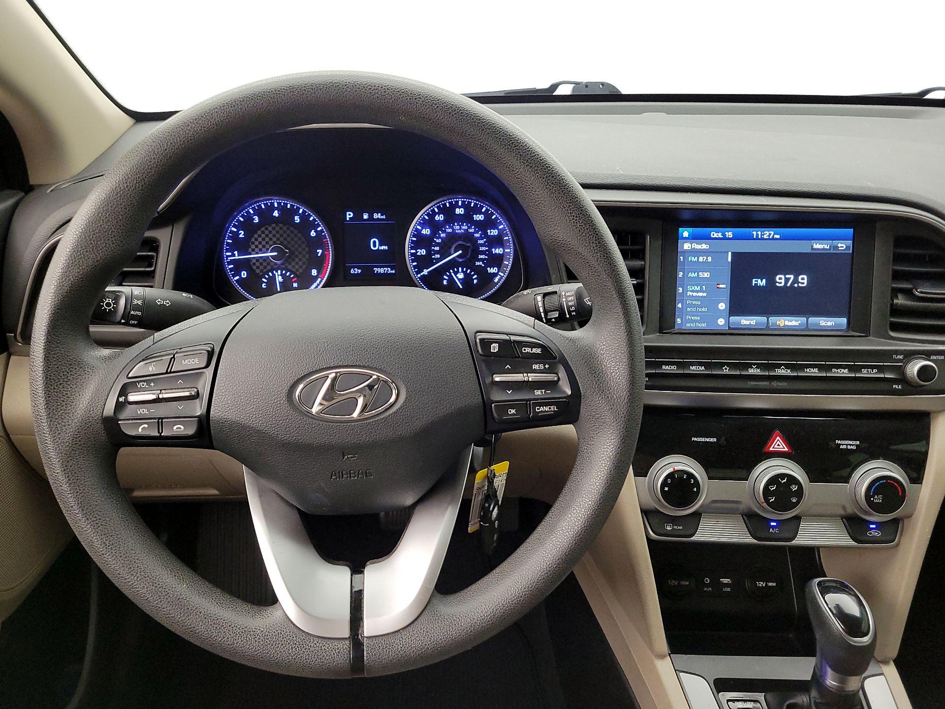Thumbnail: 2019 Hyundai Elantra - 10
