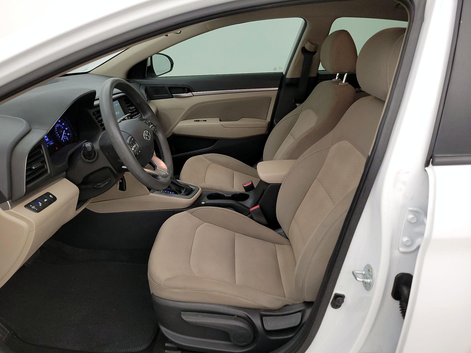 Thumbnail: 2019 Hyundai Elantra - 11