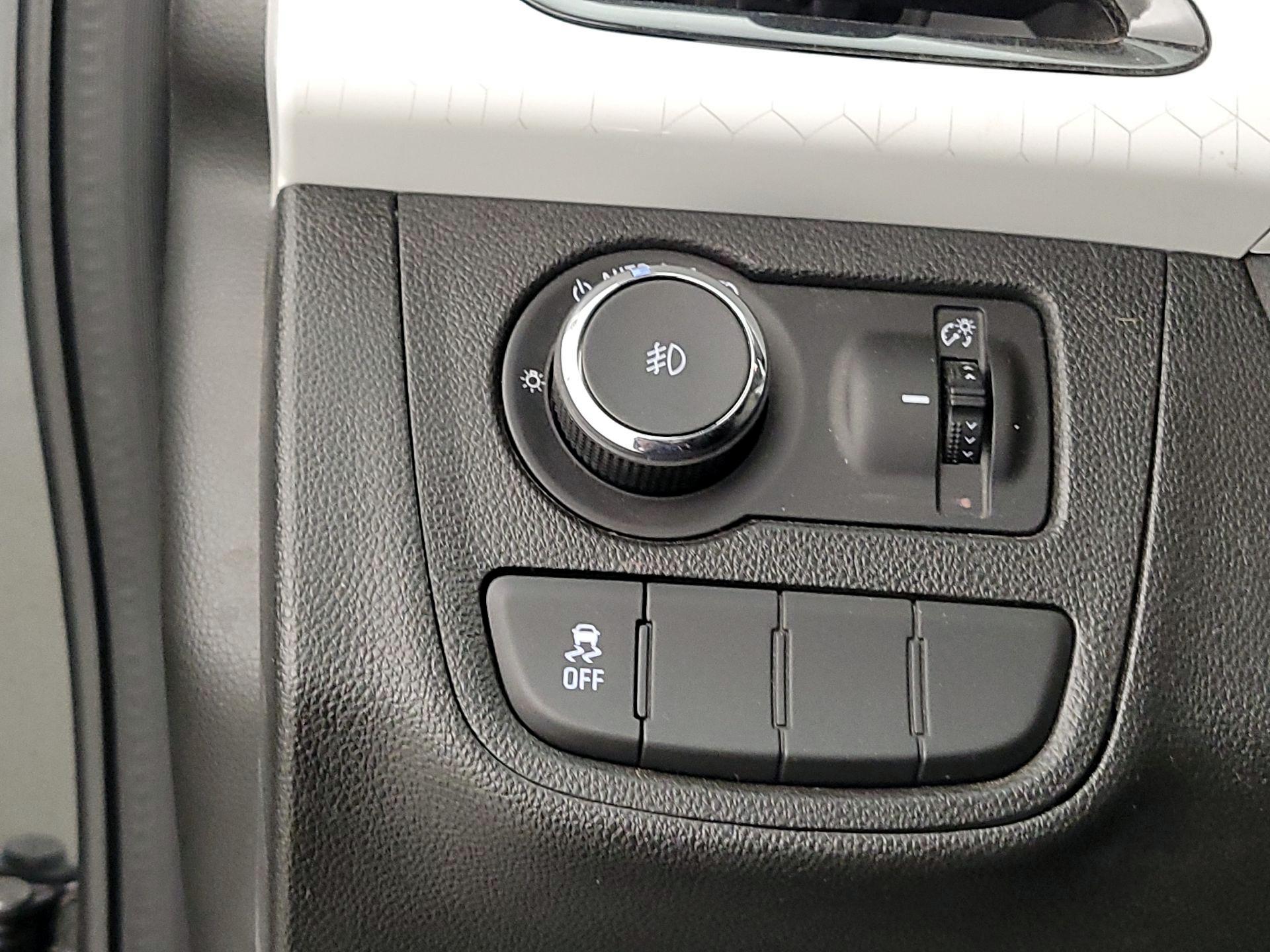 Thumbnail: 2017 Chevrolet Spark - 13