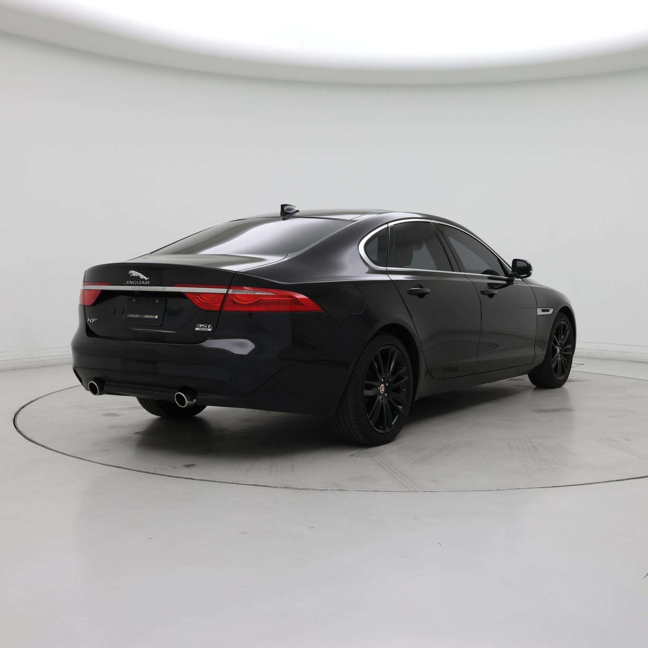 Thumbnail: 2017 Jaguar XF - 8