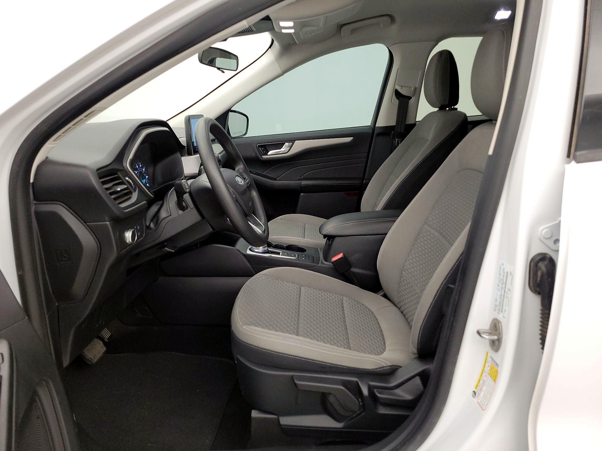 Thumbnail: 2021 Ford Escape - 11