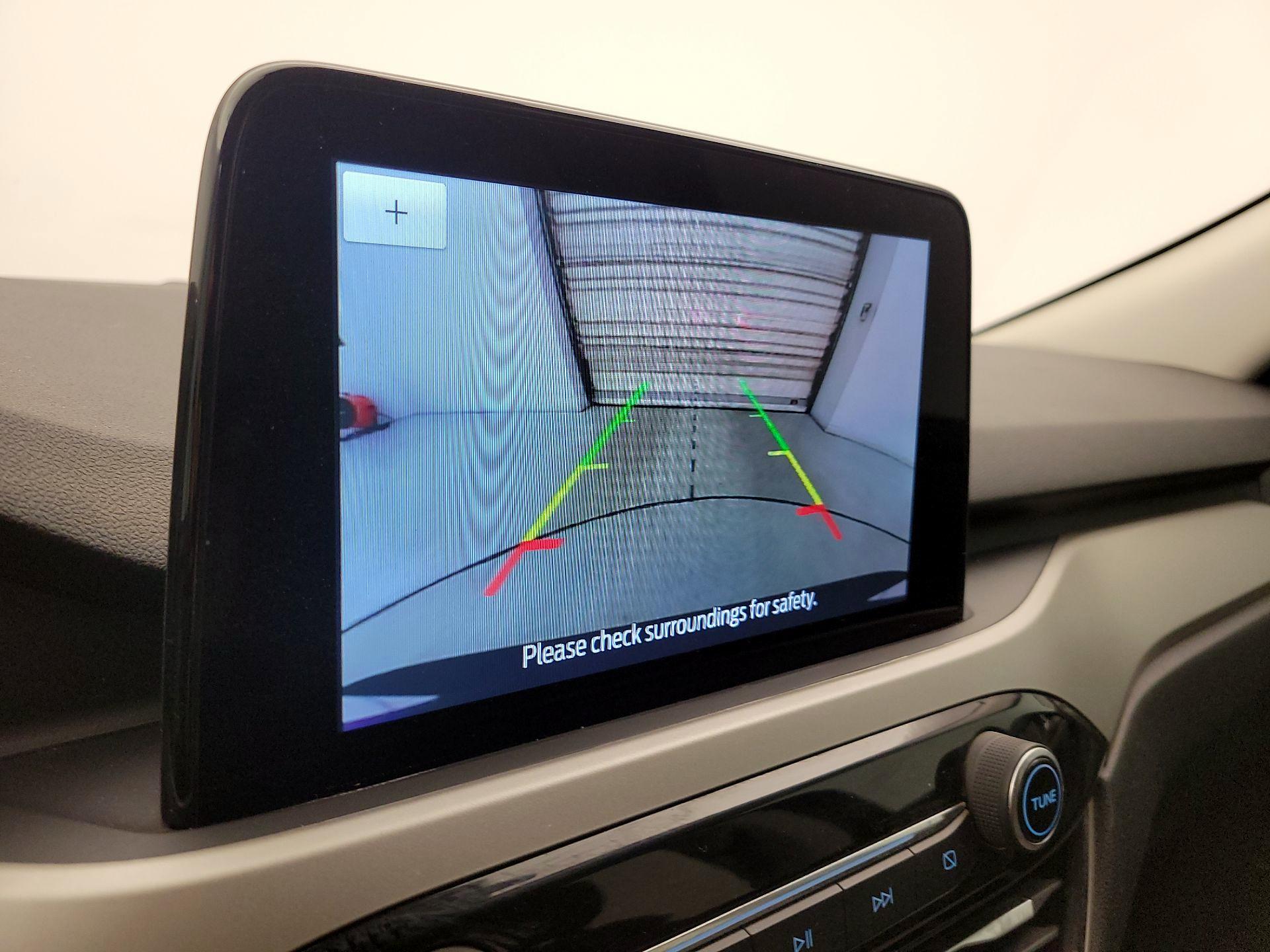 Thumbnail: 2021 Ford Escape - 14