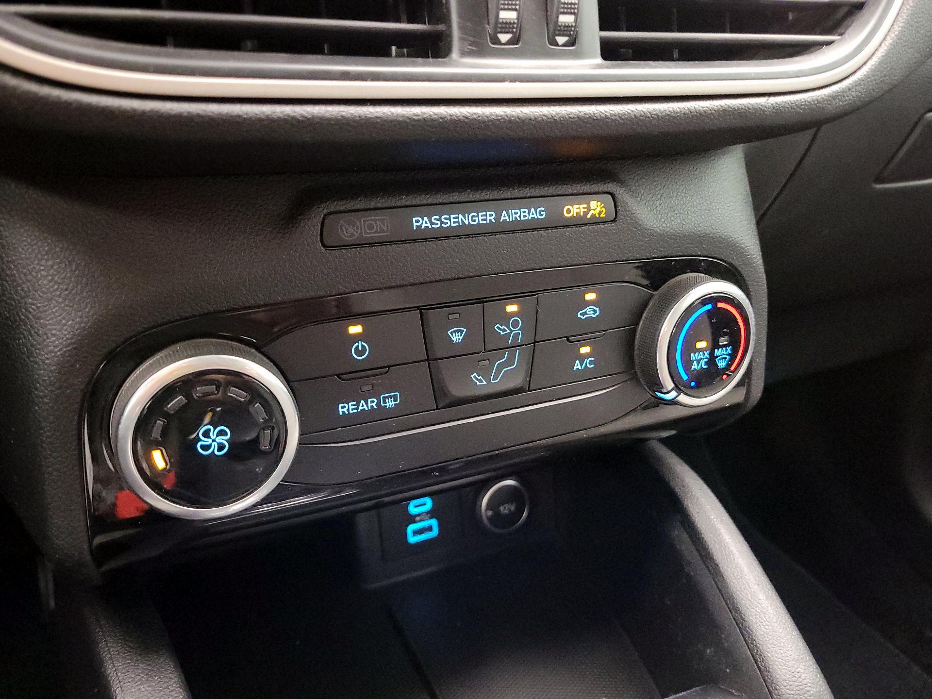 Thumbnail: 2021 Ford Escape - 16