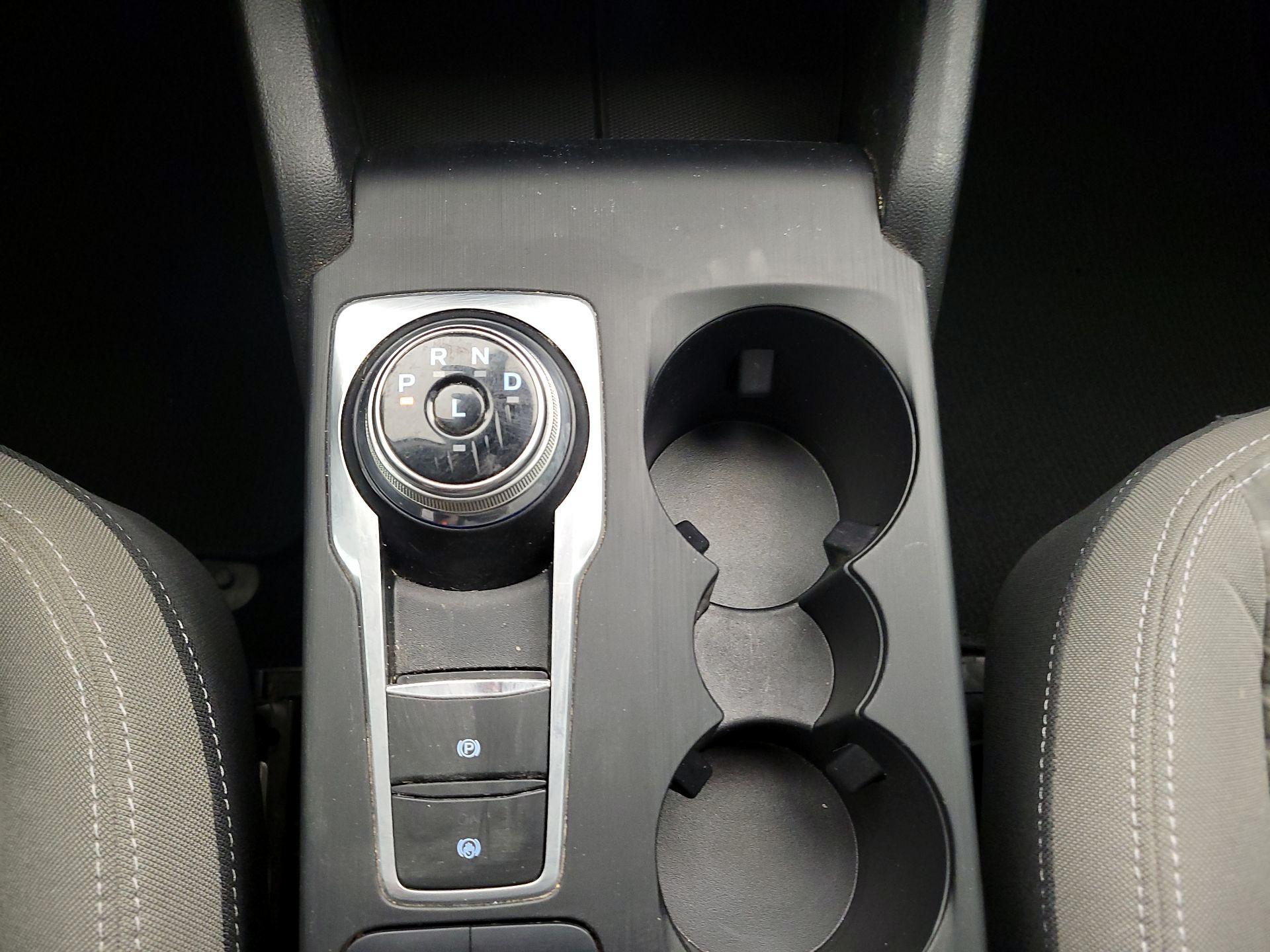 Thumbnail: 2021 Ford Escape - 17