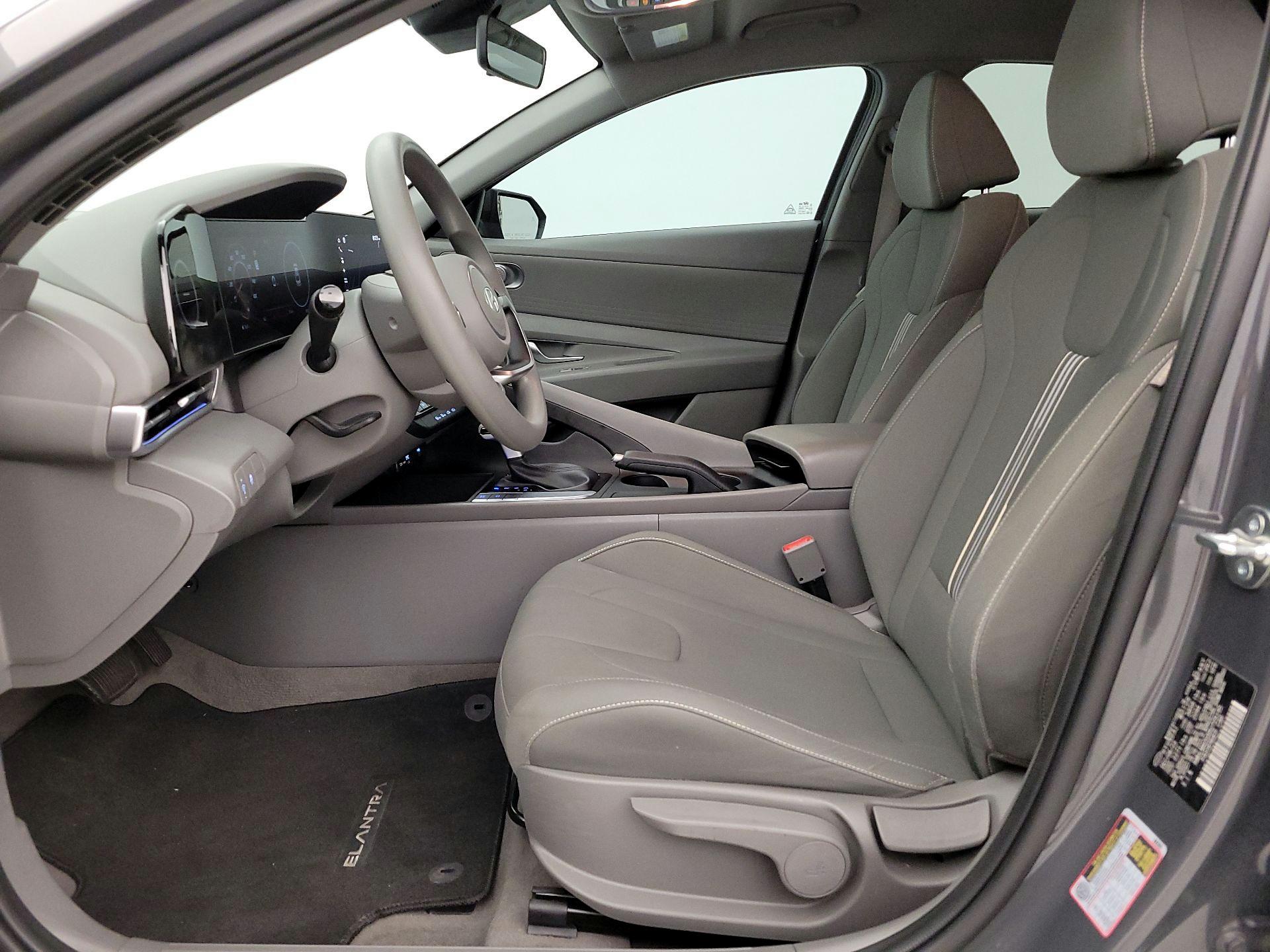 Thumbnail: 2024 Hyundai Elantra - 11