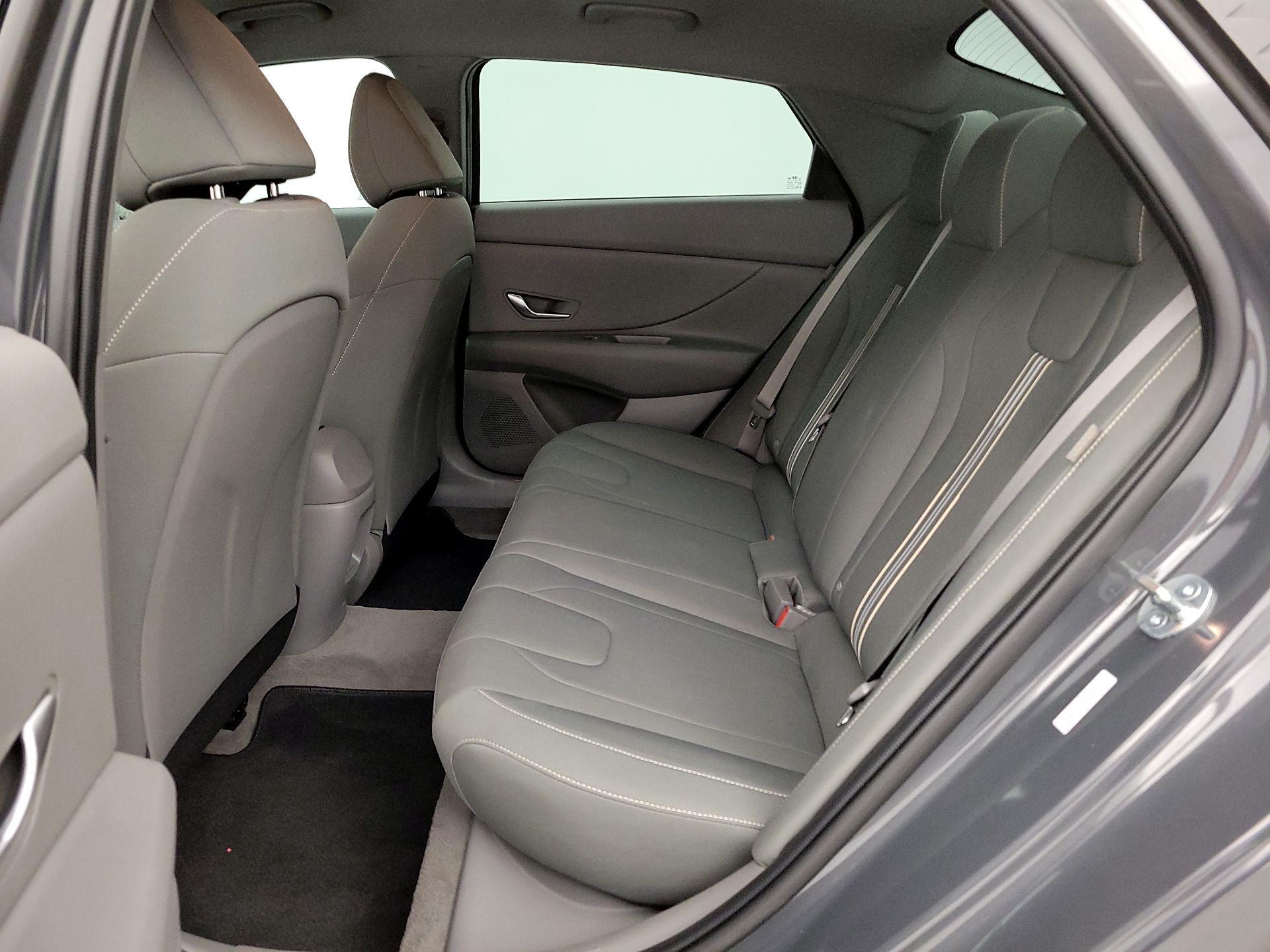 Thumbnail: 2024 Hyundai Elantra - 20