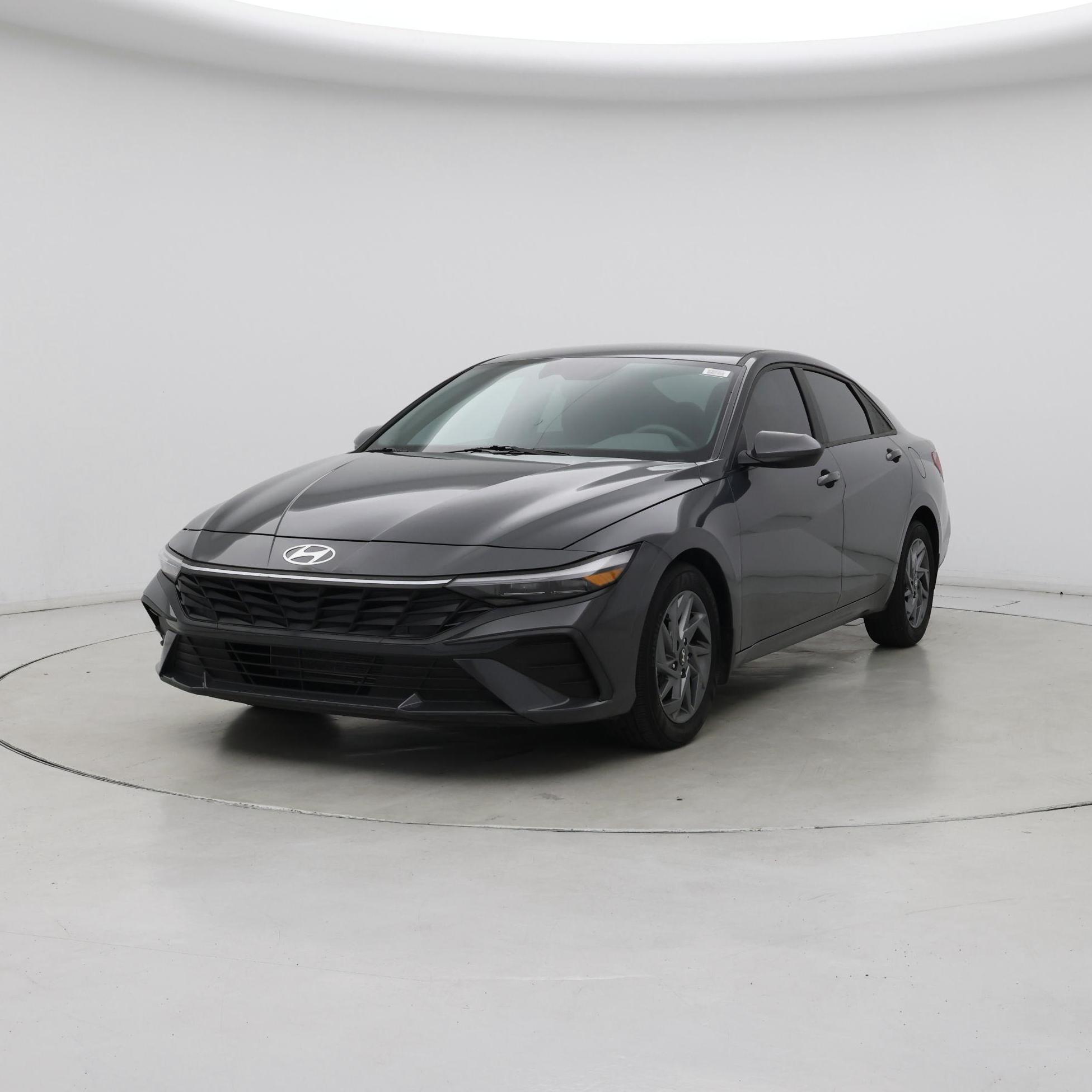 Thumbnail: 2024 Hyundai Elantra - 4