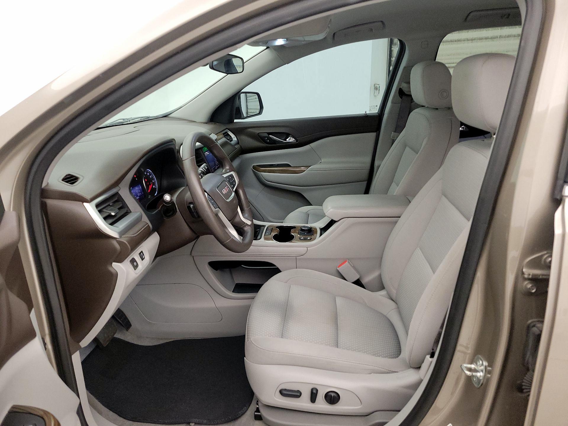 Thumbnail: 2022 GMC Acadia - 11